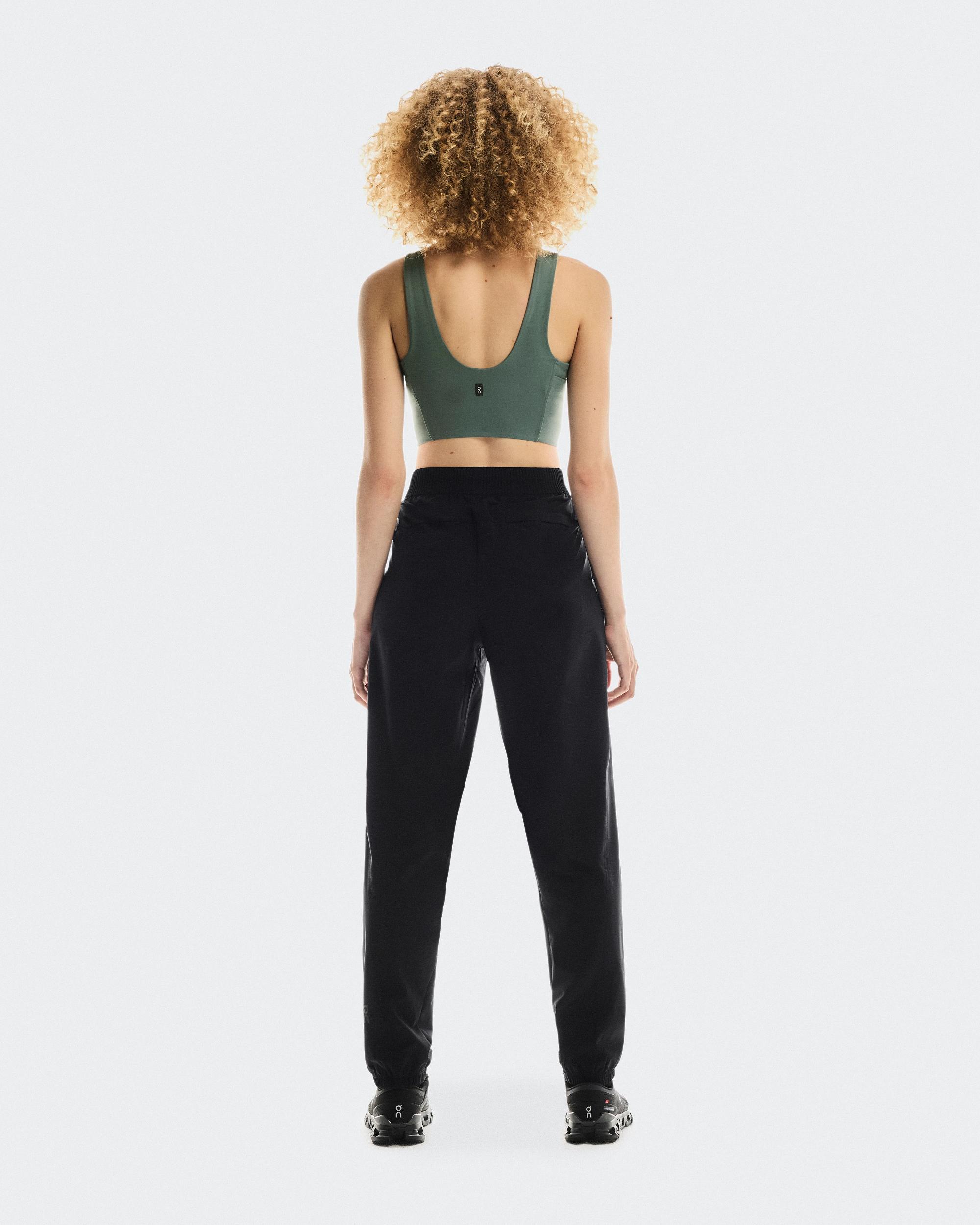 Core 2-in-1 Crop: Women's Crop Top For Running & Training Product Image
