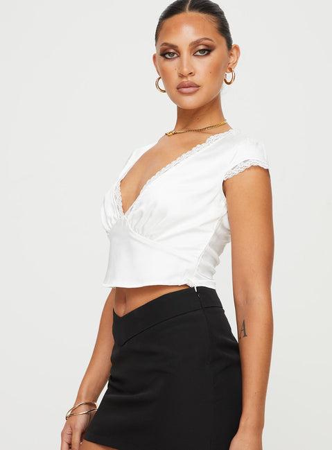 Vesperea Top White Product Image