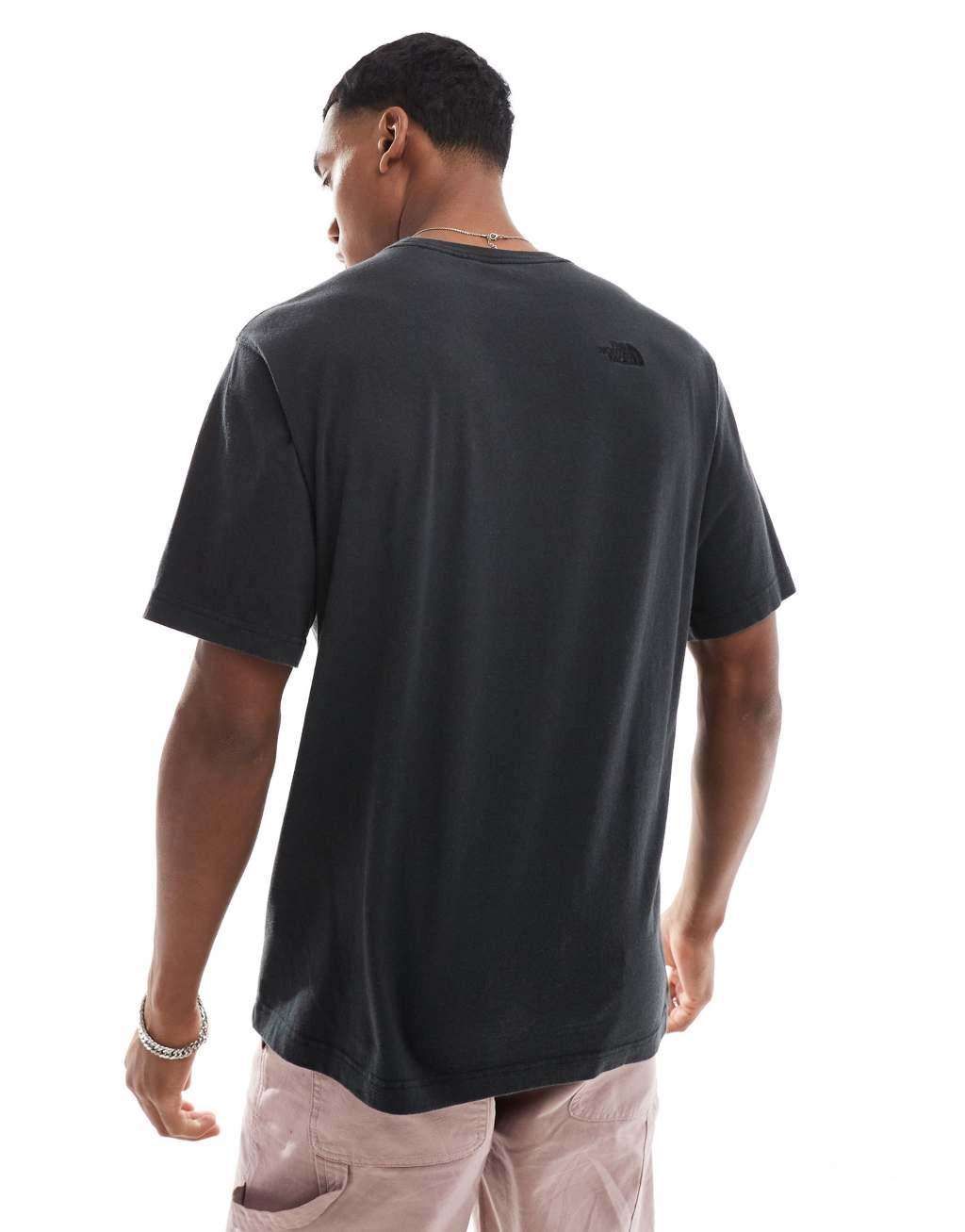 The North Face Relaxed Tee in black Product Image