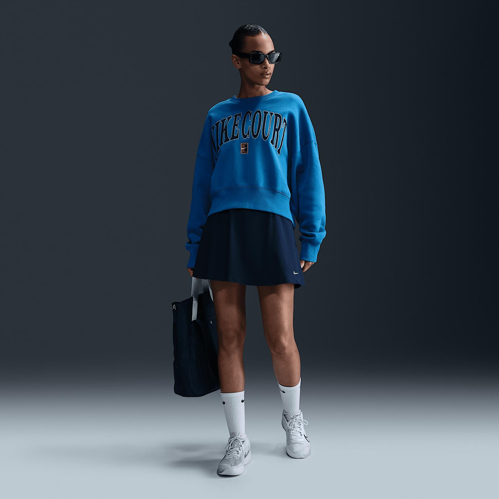NikeCourt Phoenix Fleece Women's Over-Oversized Crew-Neck Tennis Sweatshirt Product Image
