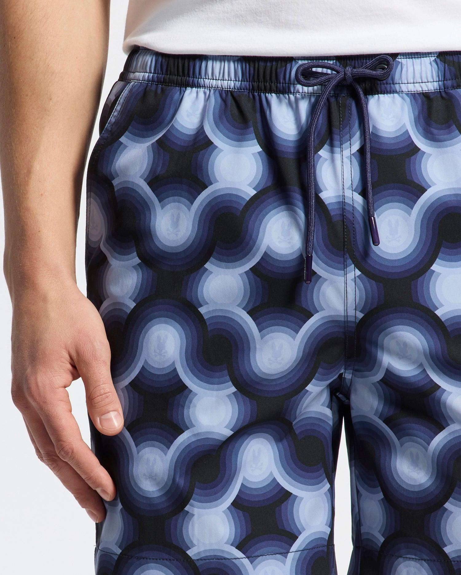 MENS PAROS PRINTED SWIM TRUNK - B6W450F200 Male Product Image