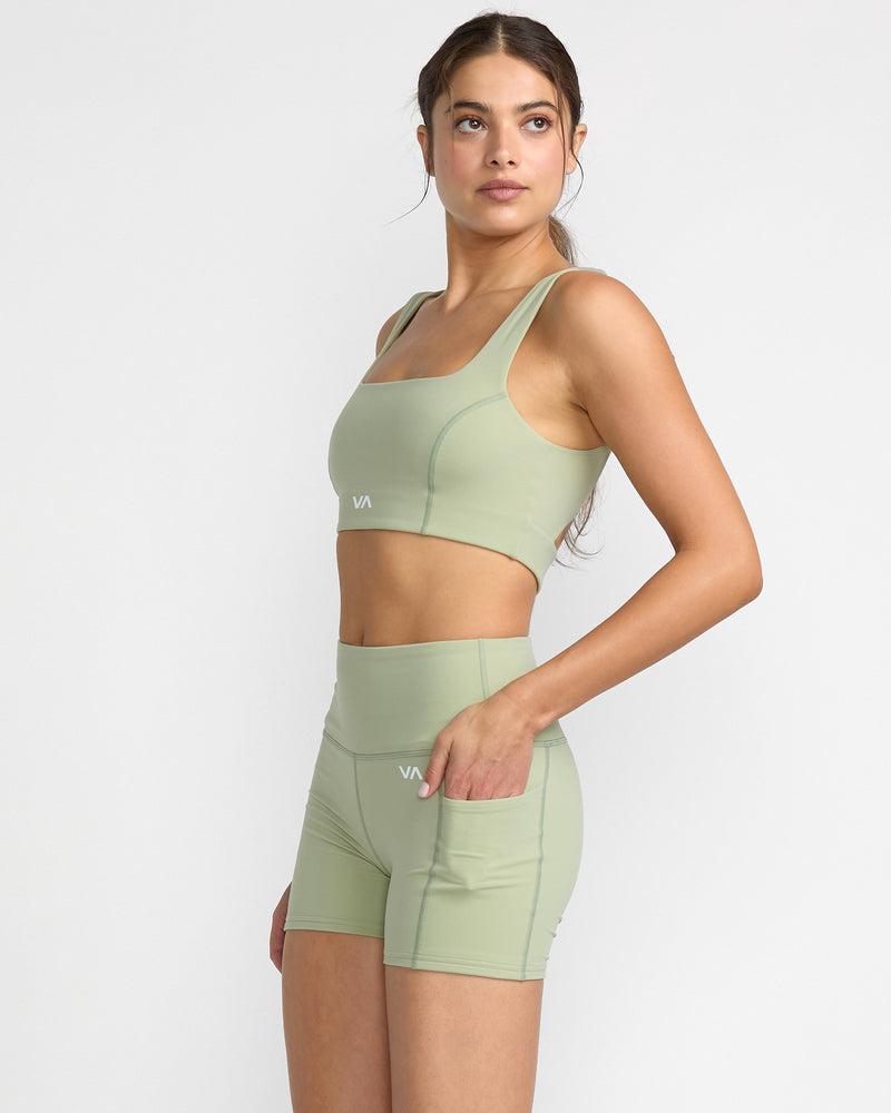 VA Essential Pocket Short II Product Image