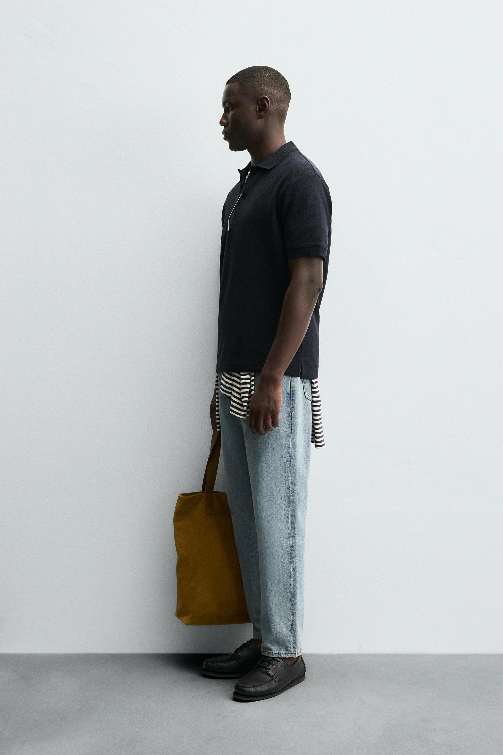 TEXTURED REGULAR FIT POLO SHIRT Product Image