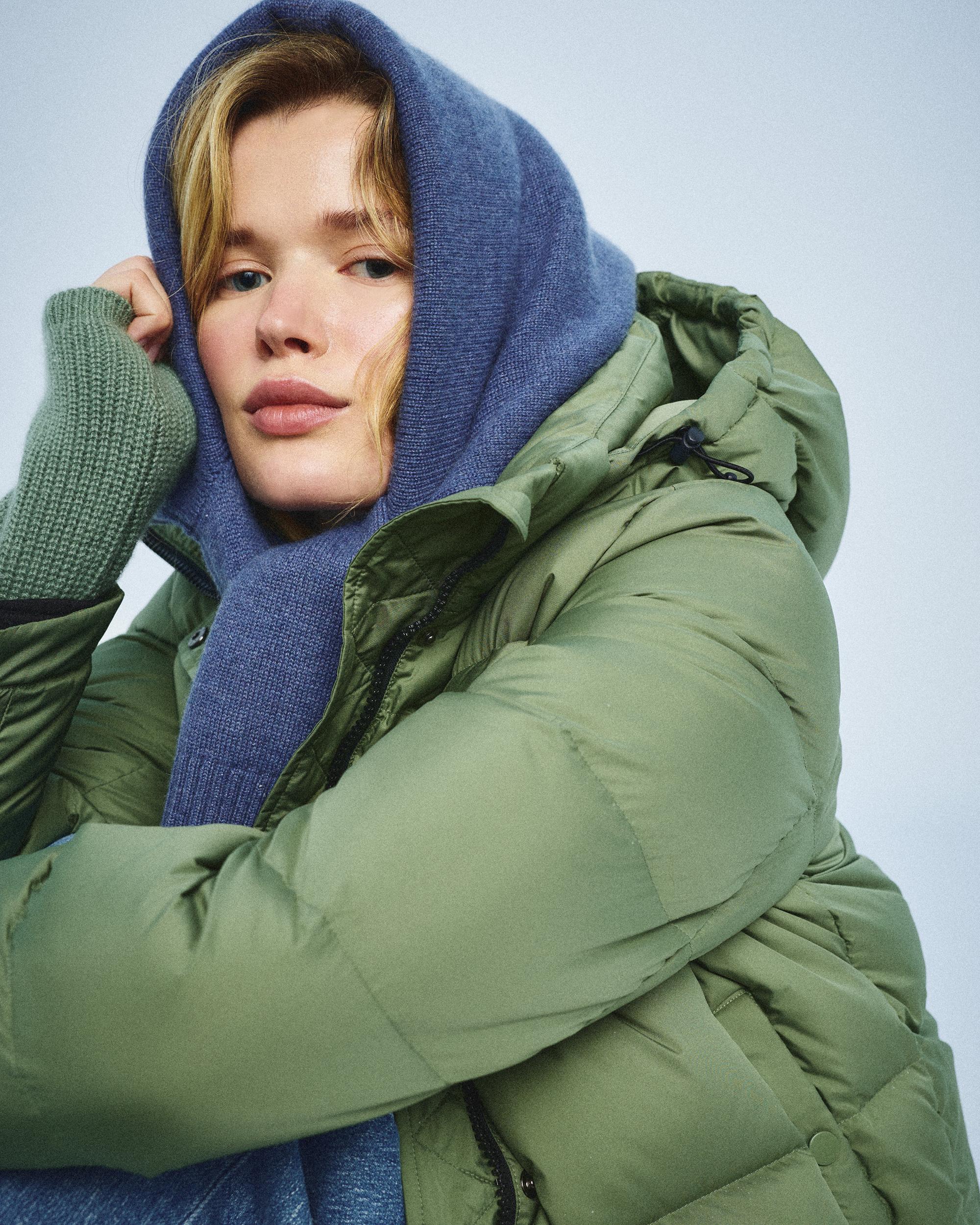 Quince | Women's Responsible Down Long Puffer Jacket Size XL, Recycled Polyester Product Image