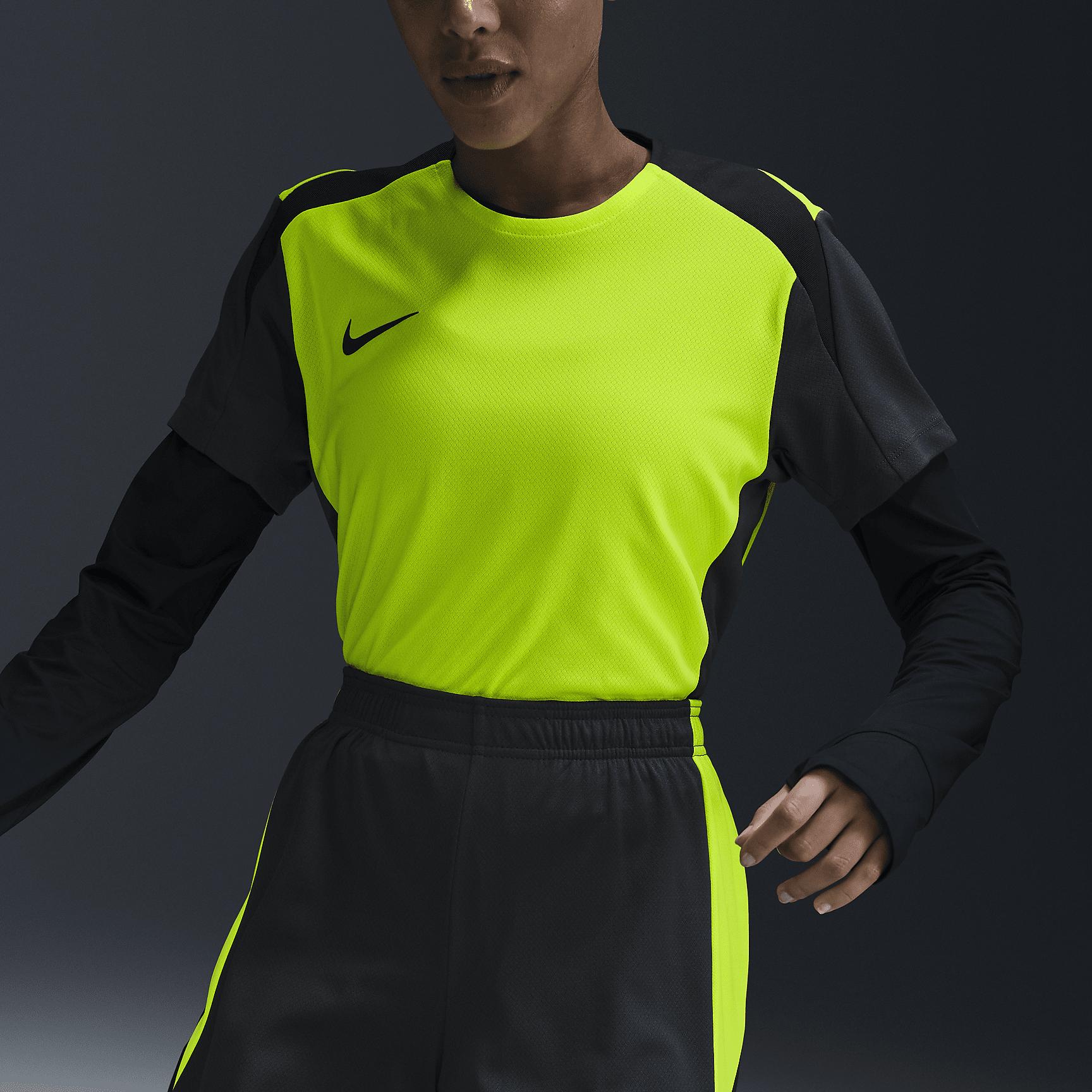 Nike Strike Women's Dri-FIT Short-Sleeve Soccer Top Product Image