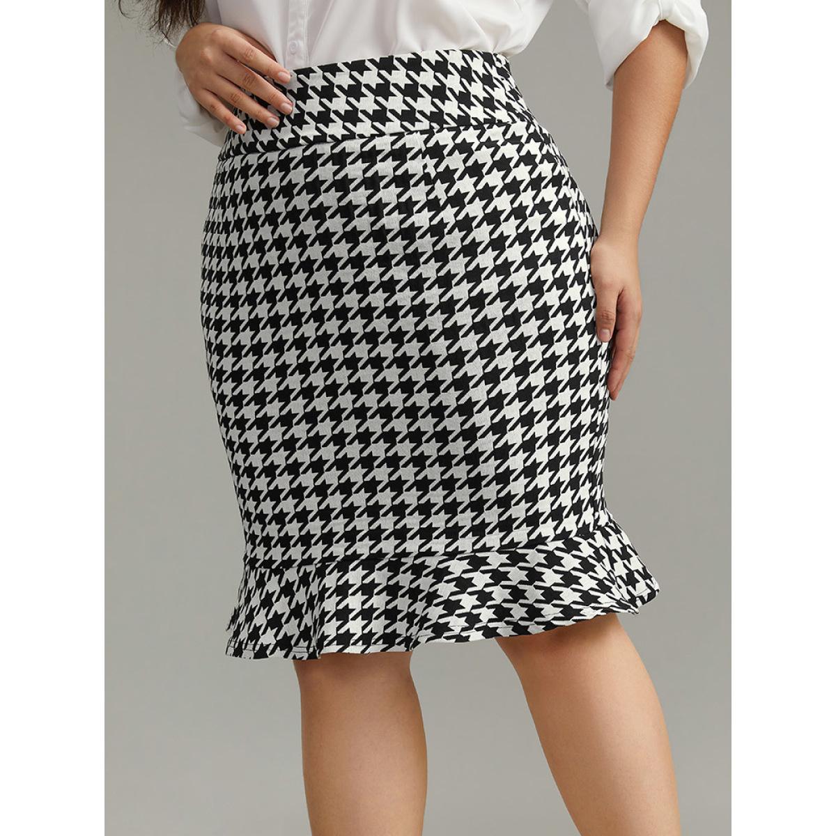 Plus Size Houndstooth Ruffle Hem Bodycon Skirt Women Black Office Ruffles Bodycon Low stretch Work Skirts BloomChic 12/L Product Image