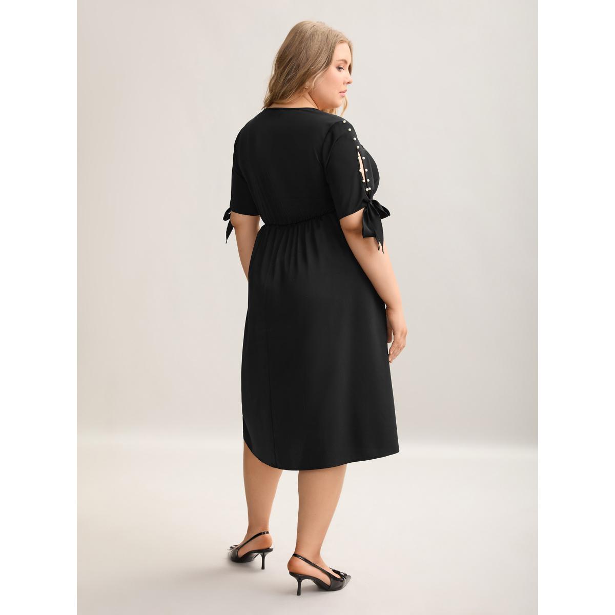 Plus Size Cut-Out Sleeve Beaded Pockets Midi Dress Black Women At the Office Tie knot V-neck Short sleeve Curvy BloomChic 18-20/2X Product Image
