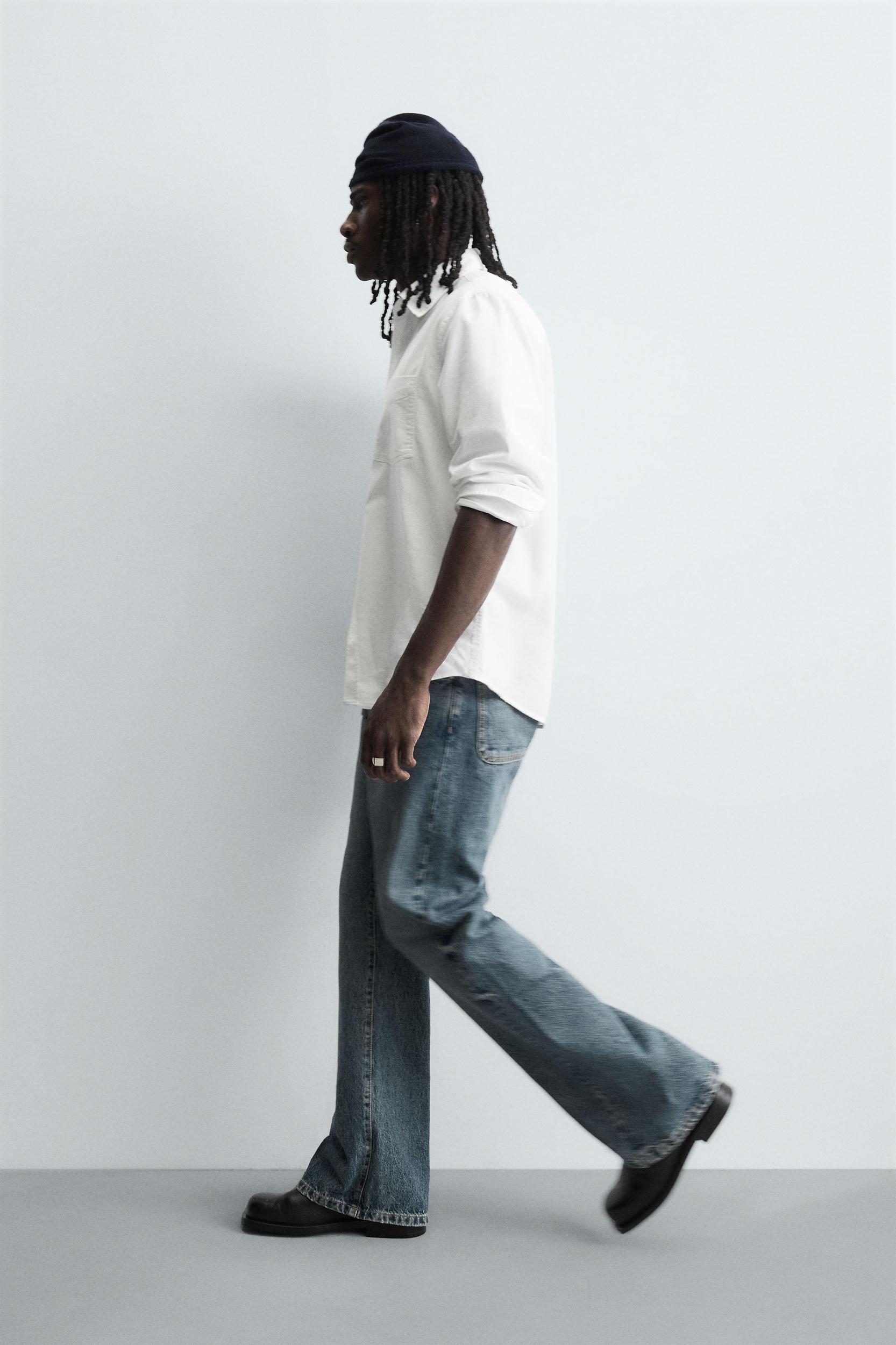 FLARE FIT JEANS Product Image