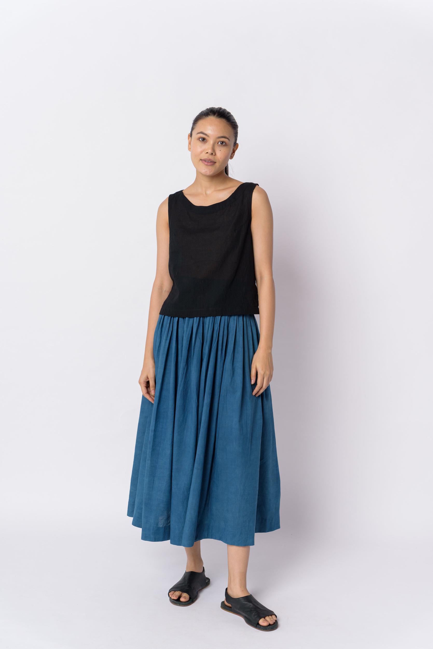 Indigo pleated skirt Product Image
