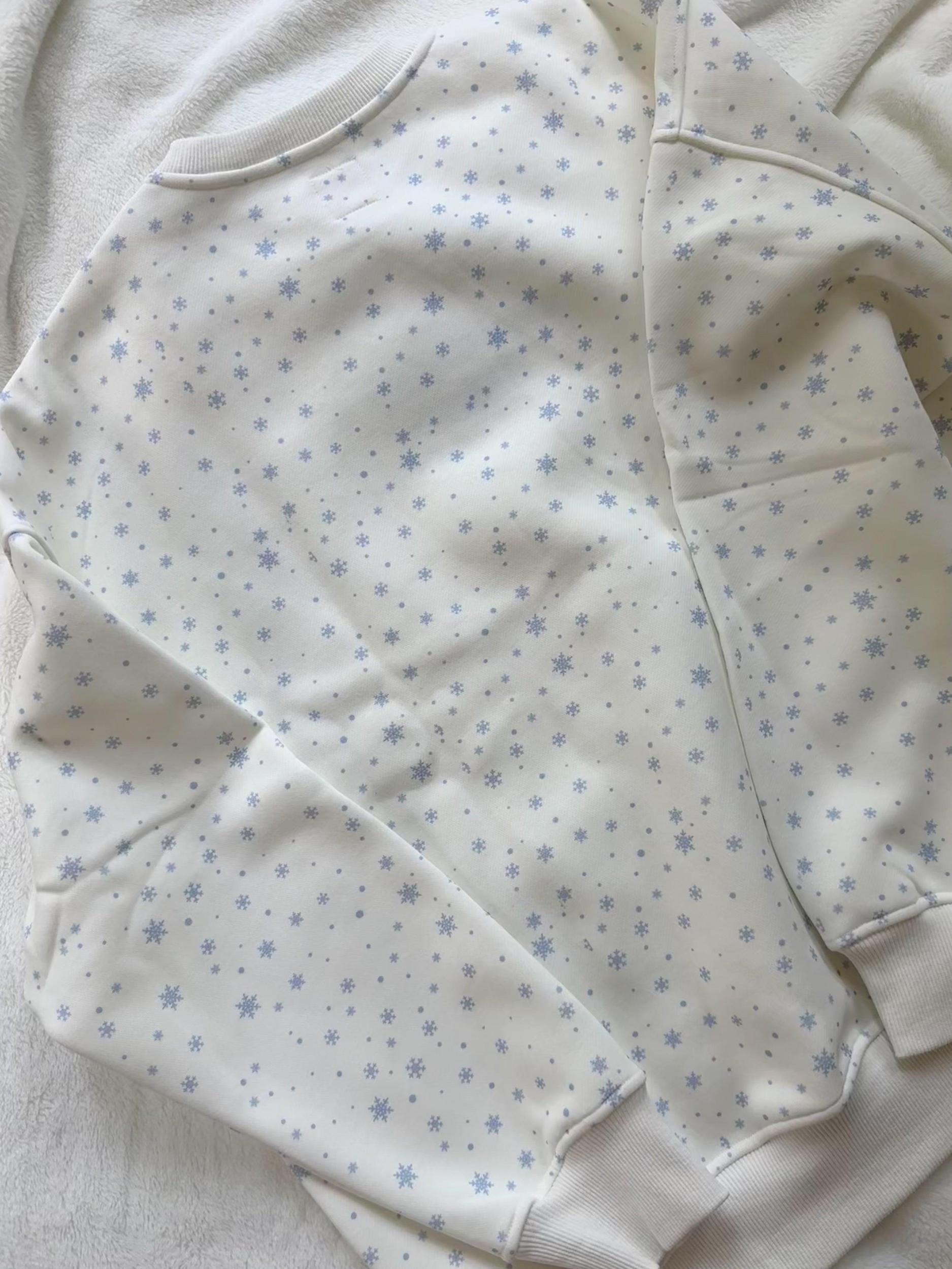 Snowflake Sunkissedcoconut Embroider Sweatshirt Product Image