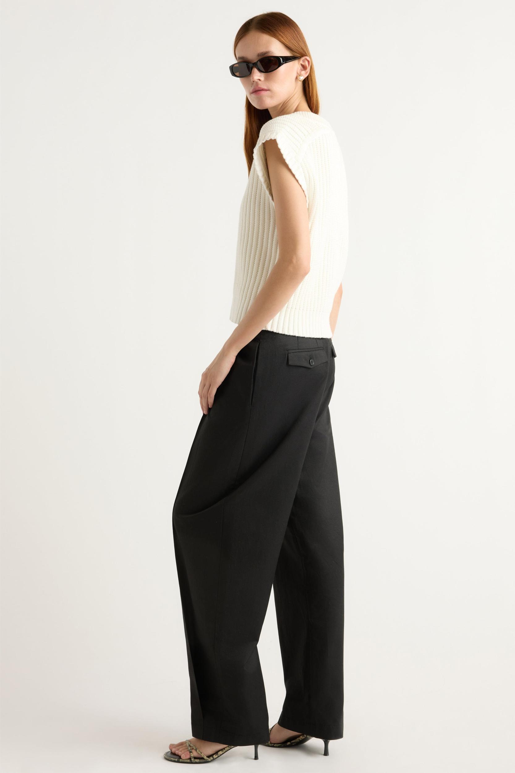 Nicola Organic Cotton Sweater Vest Product Image