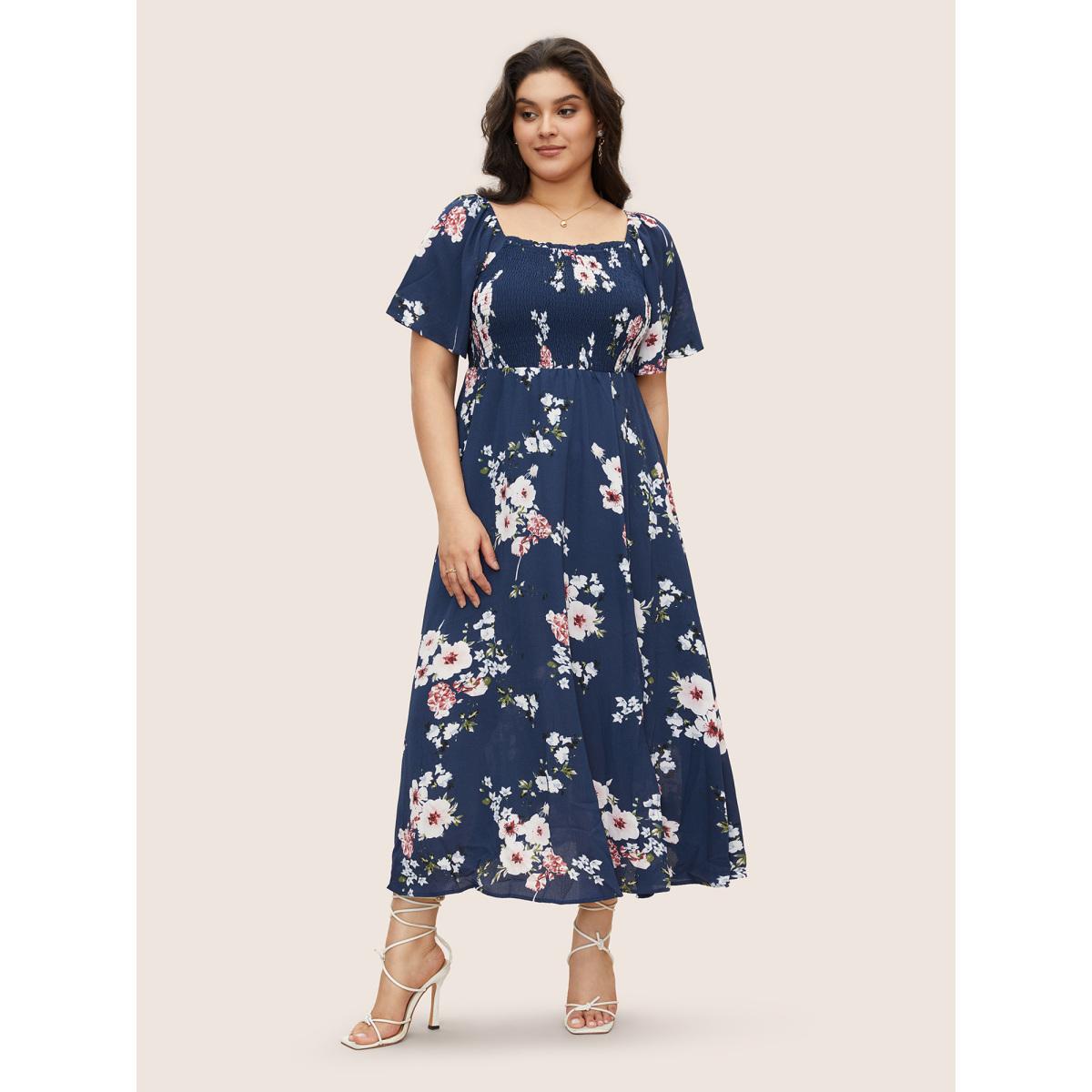 Plus Size Floral Square Neck Ruffles Pocket Shirred Split Dress DarkBlue Women Romantic Non Square Neck Short sleeve Curvy BloomChic 28/5X Product Image