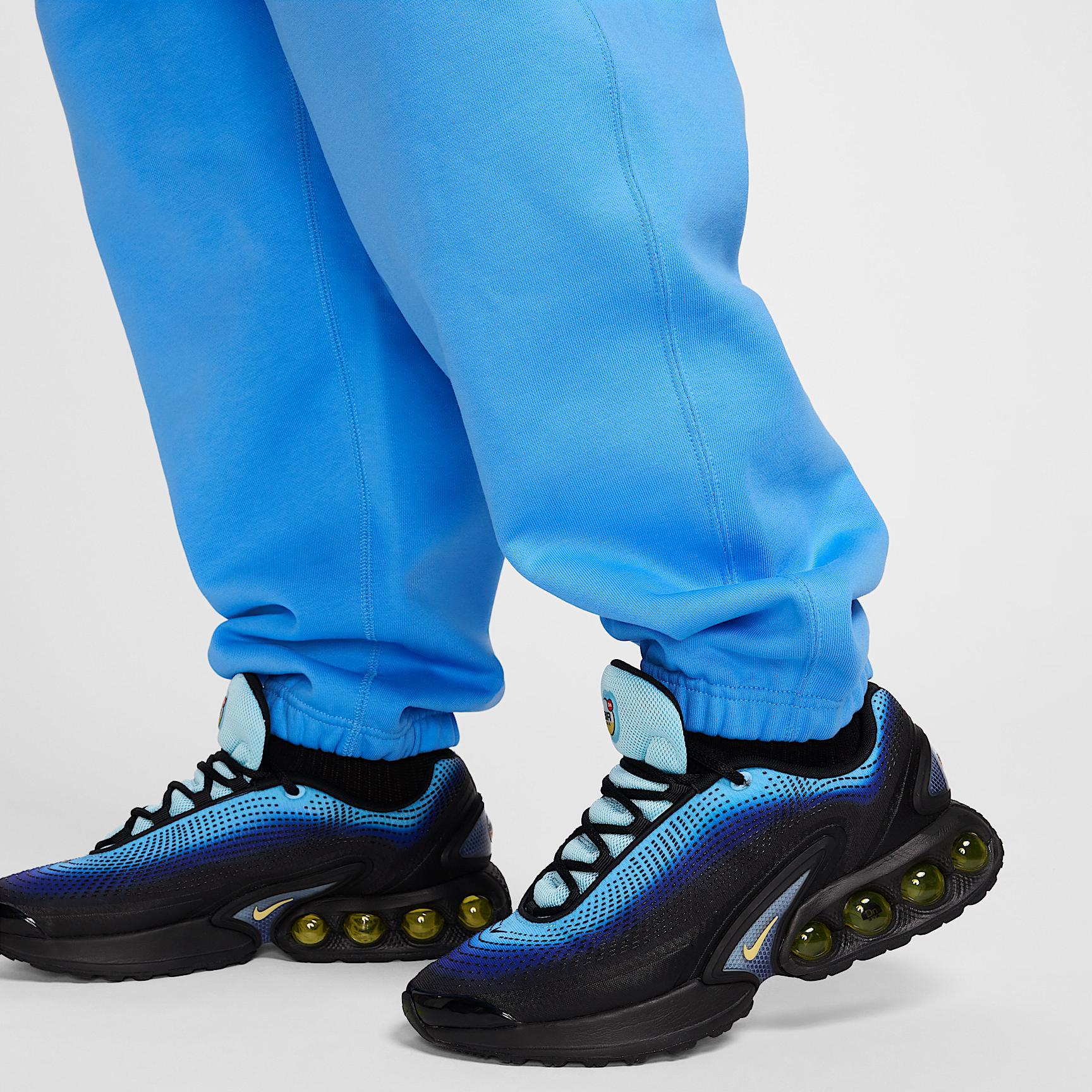 Nike Mens Solo Swoosh Fleece Pants | DX1364-844 Product Image