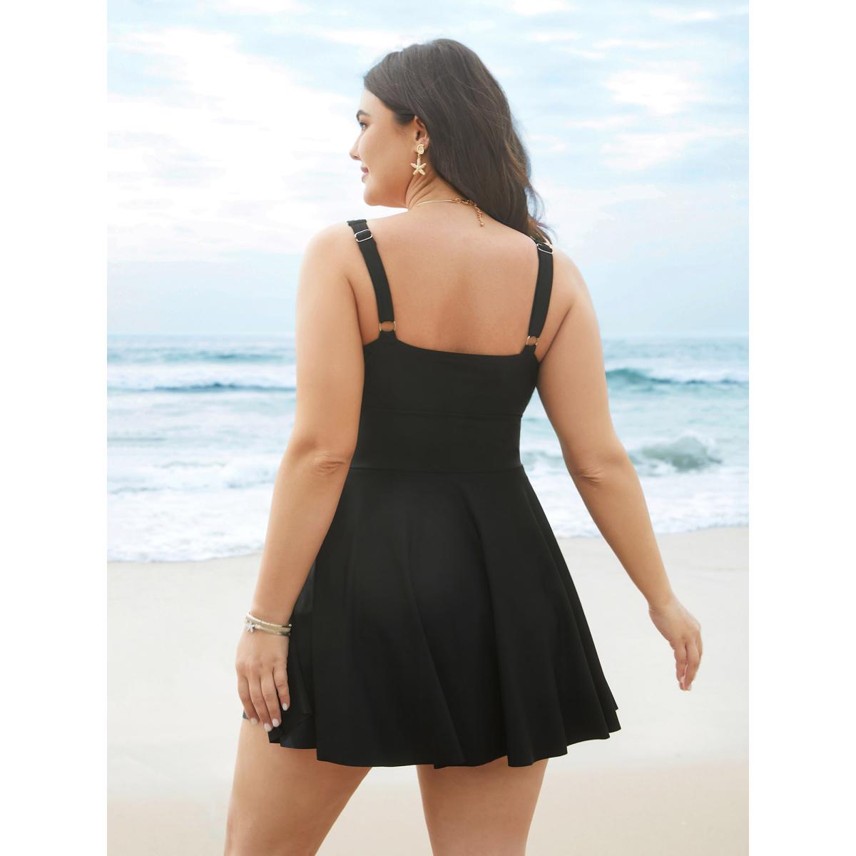 Plus Size Tropical Leaf Print Twist Front Swim Dress Women's Swimwear Black Beach Bodycon Heart neckline High stretch Curve Swim Dresses BloomChic 22-24/3X Product Image