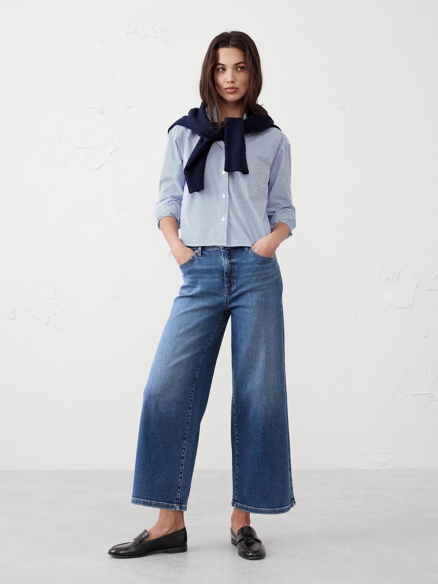 Wide-Leg High-Rise Patch Pocket Cropped Jean Product Image