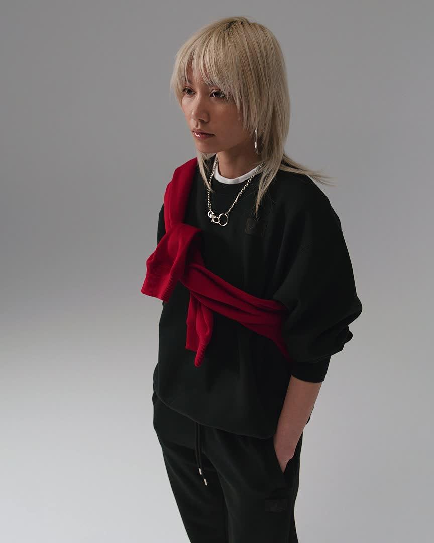 Women's Jordan Flight Fleece Crew-Neck Sweatshirt Product Image