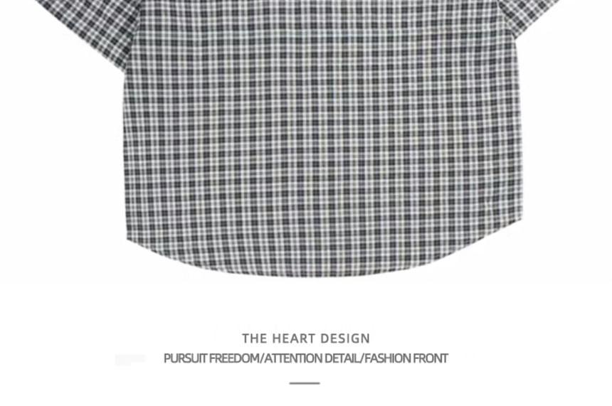 Short-Sleeve Plaid Shirt Product Image