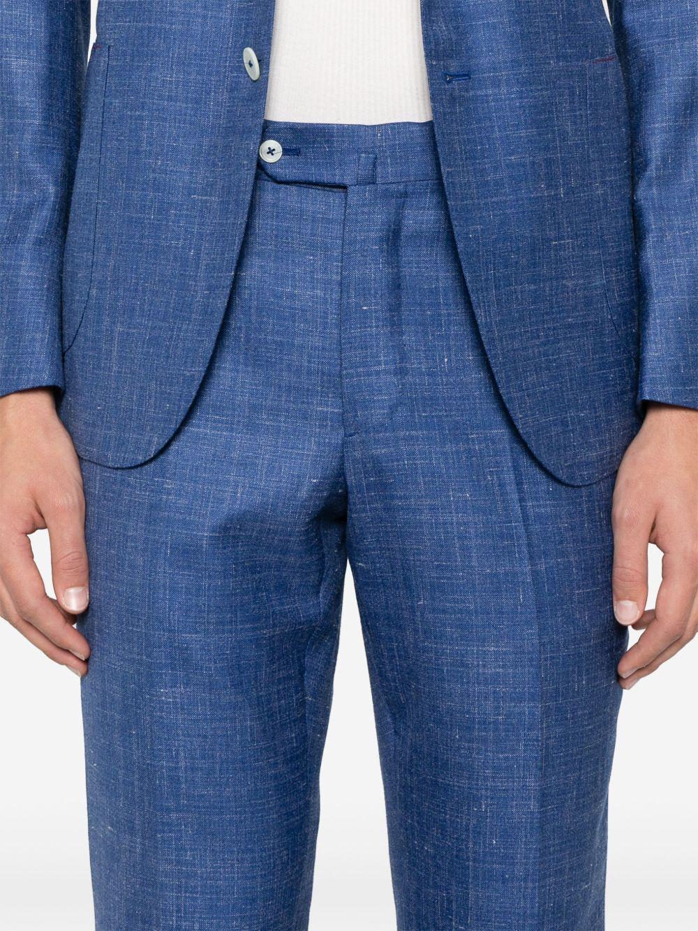 Capri suit Product Image
