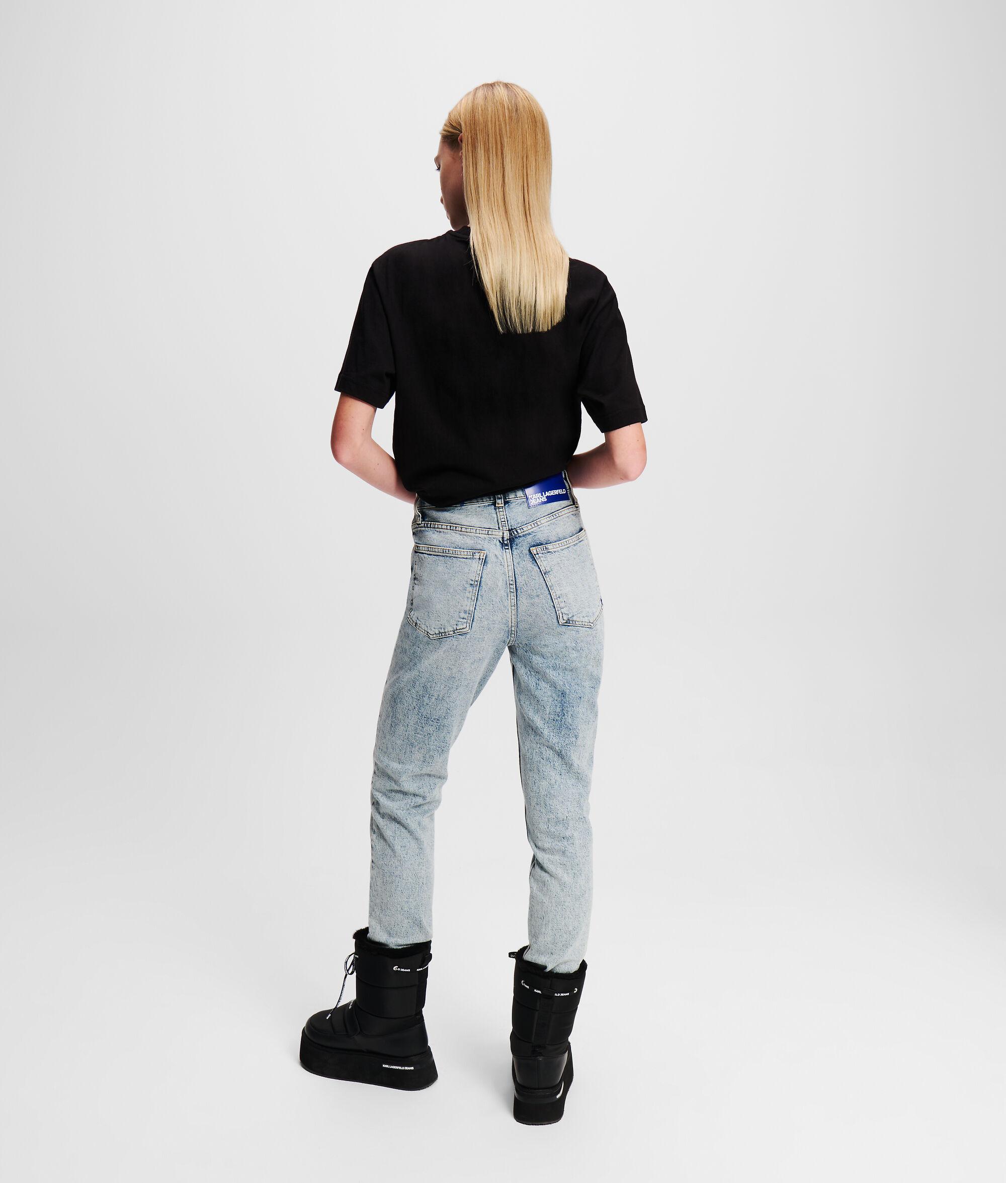 HIGH-RISE TAPERED JEANS Product Image