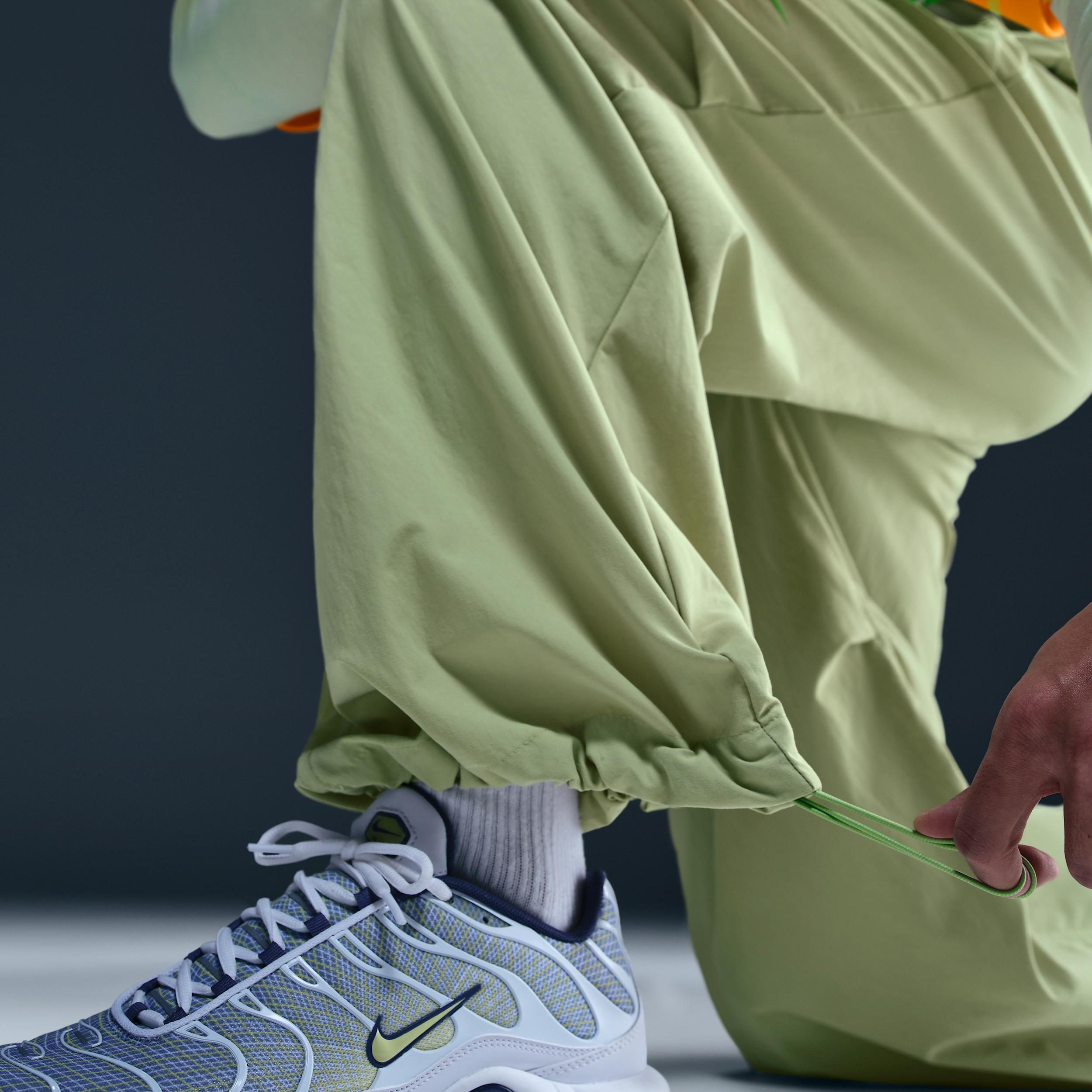 Nike Mens Project F.R.O.G. Parachute Pants | HJ3288-371 Product Image