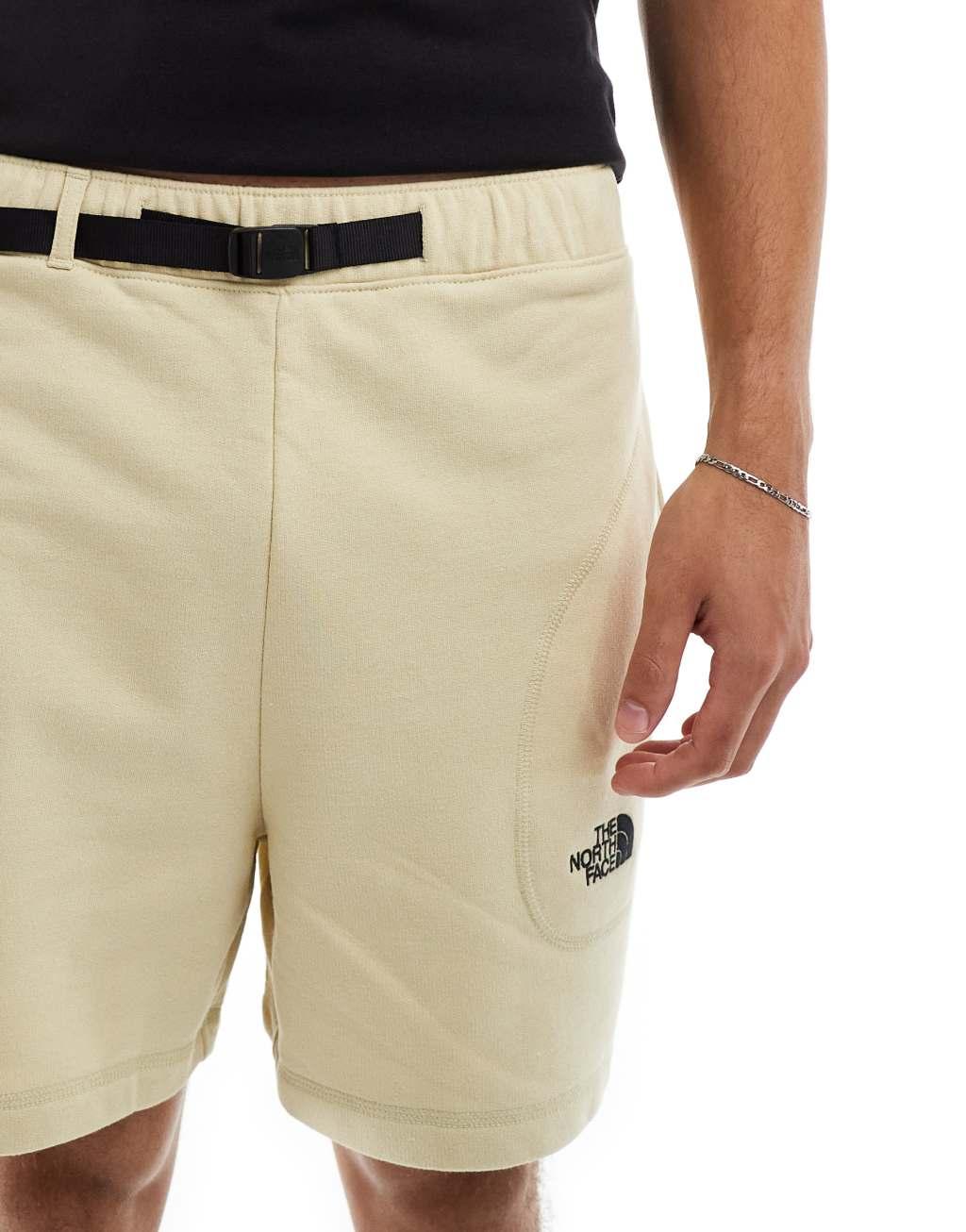 The North Face Stratus shorts in beige Product Image