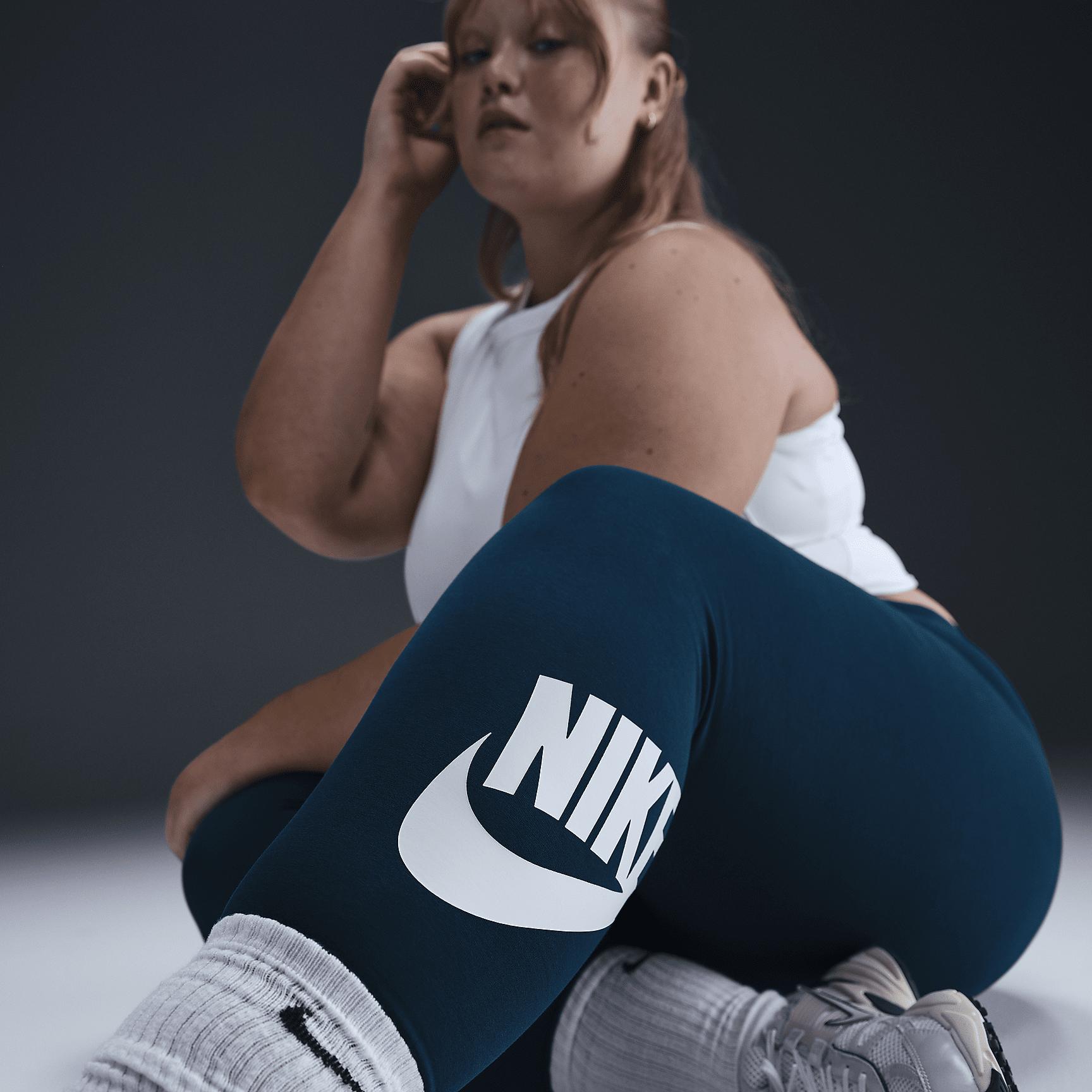 Nike Sportswear Classics Women's High-Waisted Graphic Leggings (Plus Size) Product Image