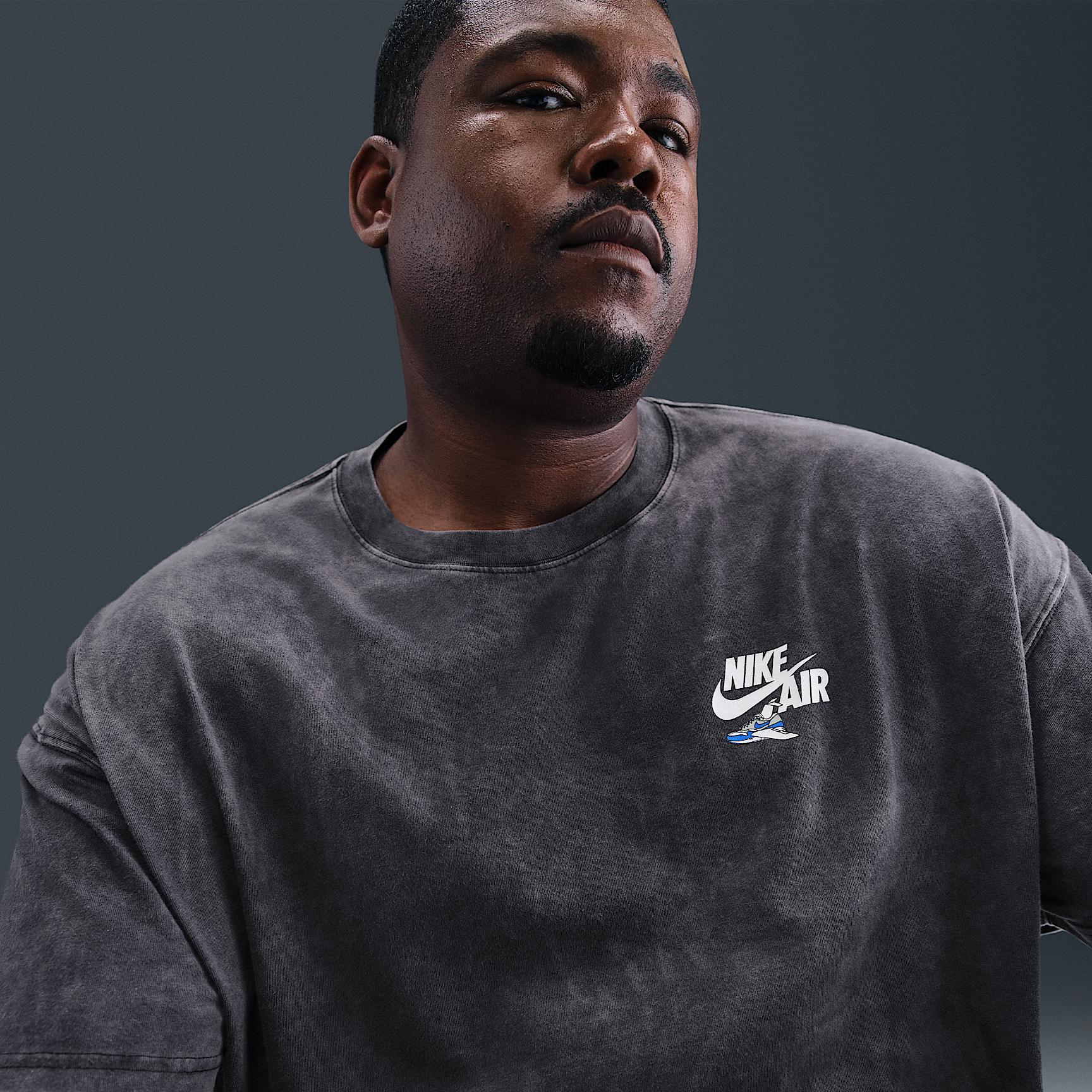 Mens Nike Sportswear T-Shirt | HQ9275-010 Product Image