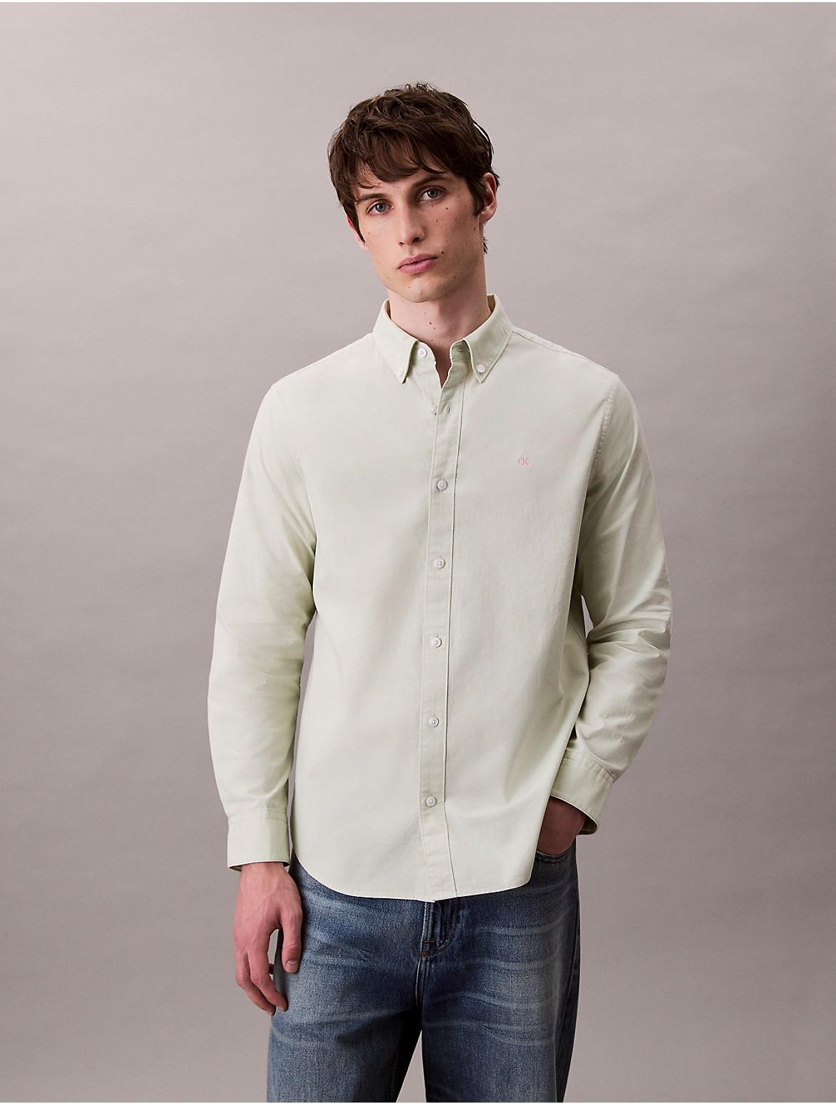 Calvin Klein Mens Solid Oxford Classic Button-Down Shirt Product Image
