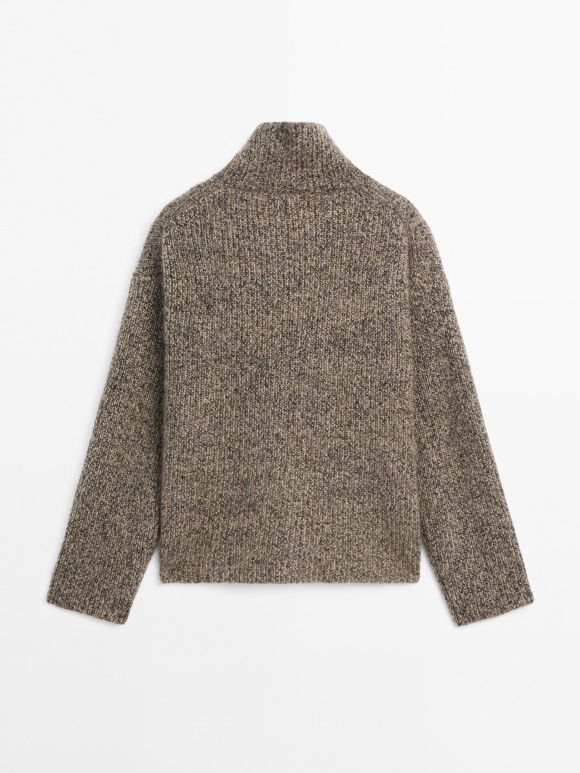 100% cashmere turtleneck sweater Product Image