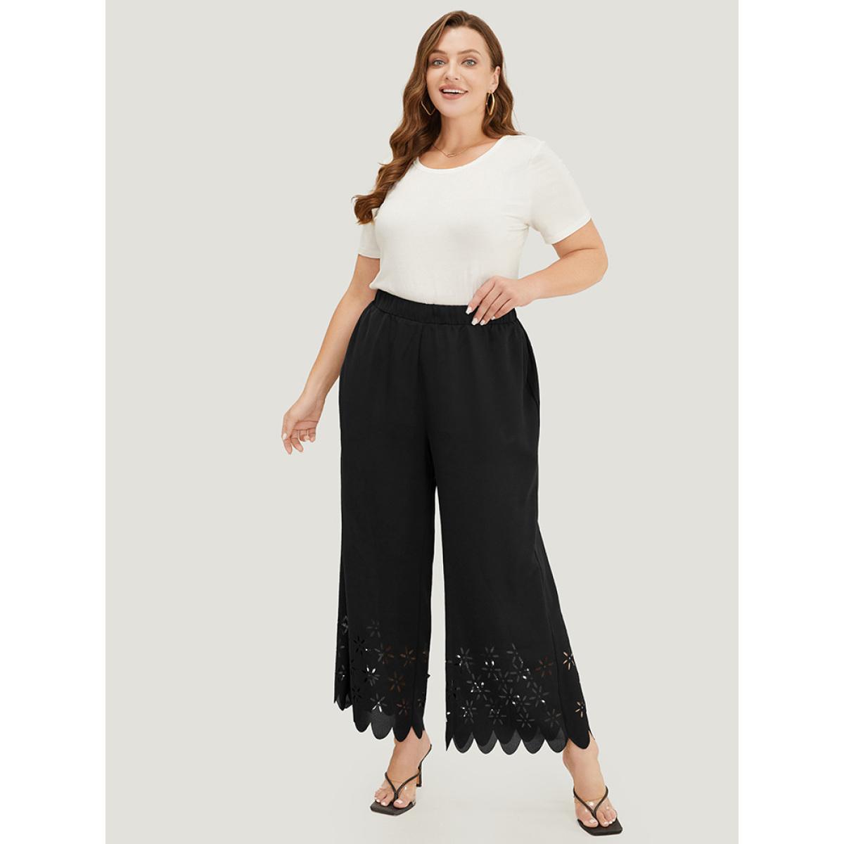 Plus Size Plain Pocket Laser Cut Pants Women Black Elegant Straight Leg High Rise Dailywear Pants BloomChic 12/L Product Image