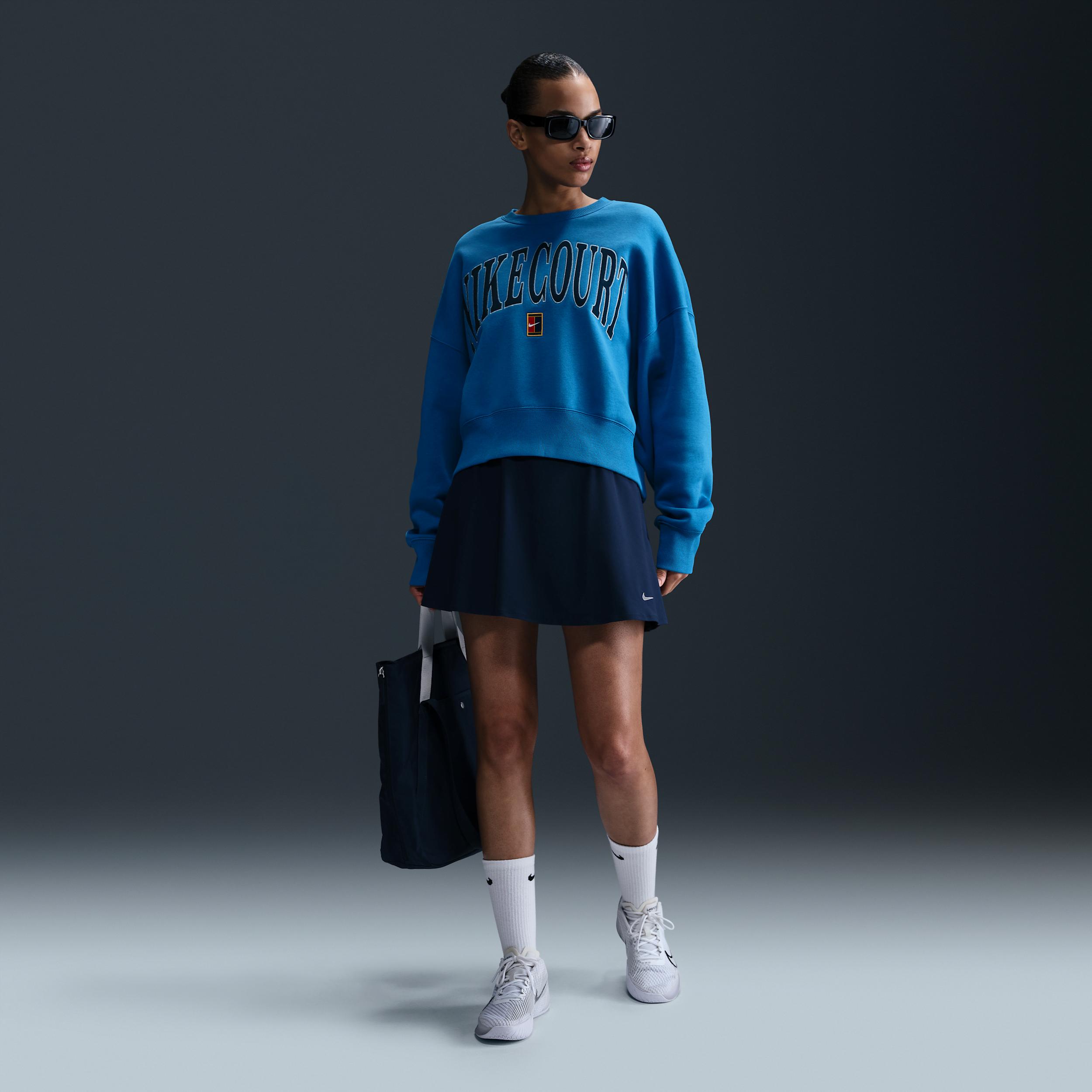 NikeCourt Phoenix Fleece Women's Over-Oversized Crew-Neck Tennis Sweatshirt Product Image