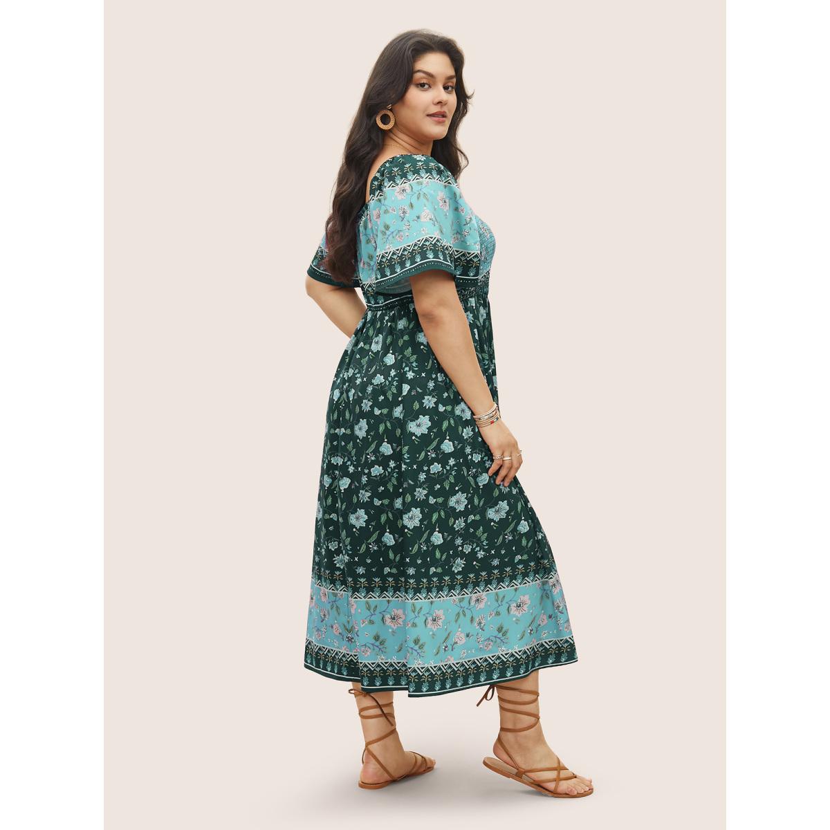 Plus Size Ditsy Floral Shirred Patchwork Ruffle Sleeve Dress Turquoise Women Resort Shirred Square Neck Short sleeve Curvy Midi Dress BloomChic 30/6X Product Image