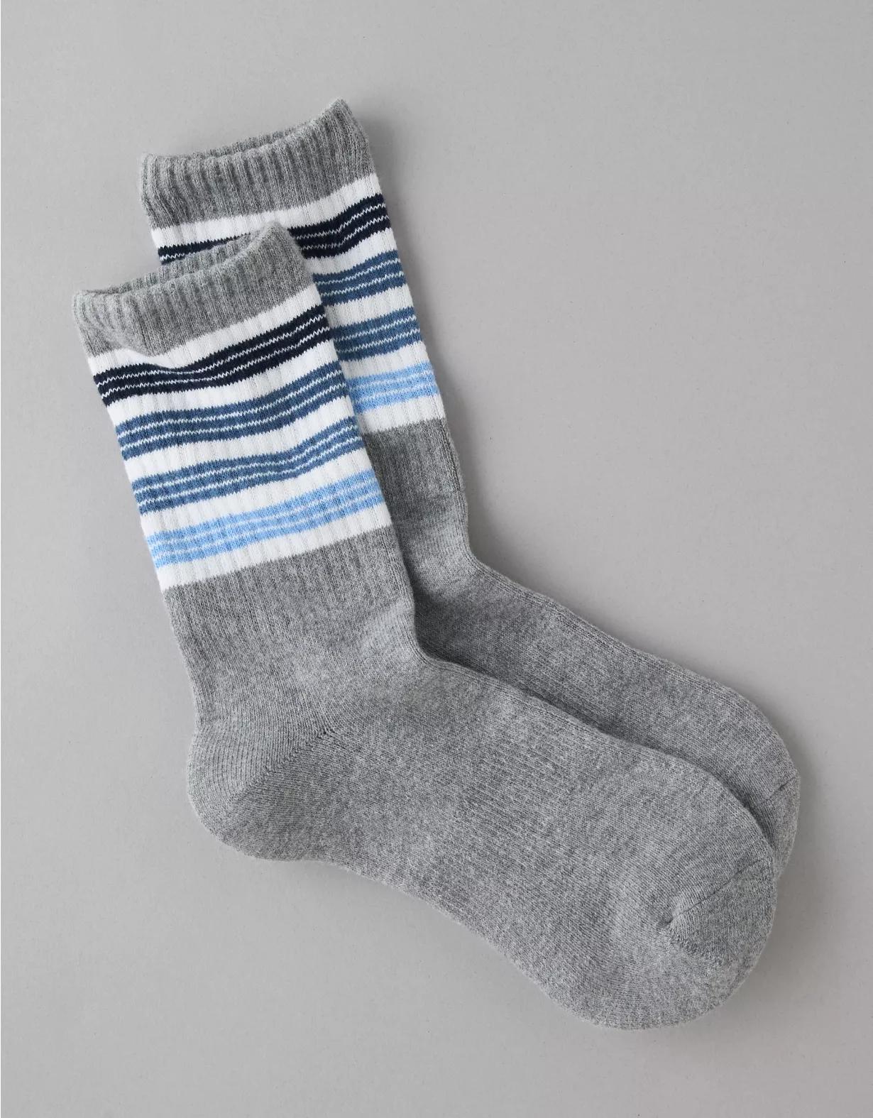AE Graphic Terry Crew Socks Product Image