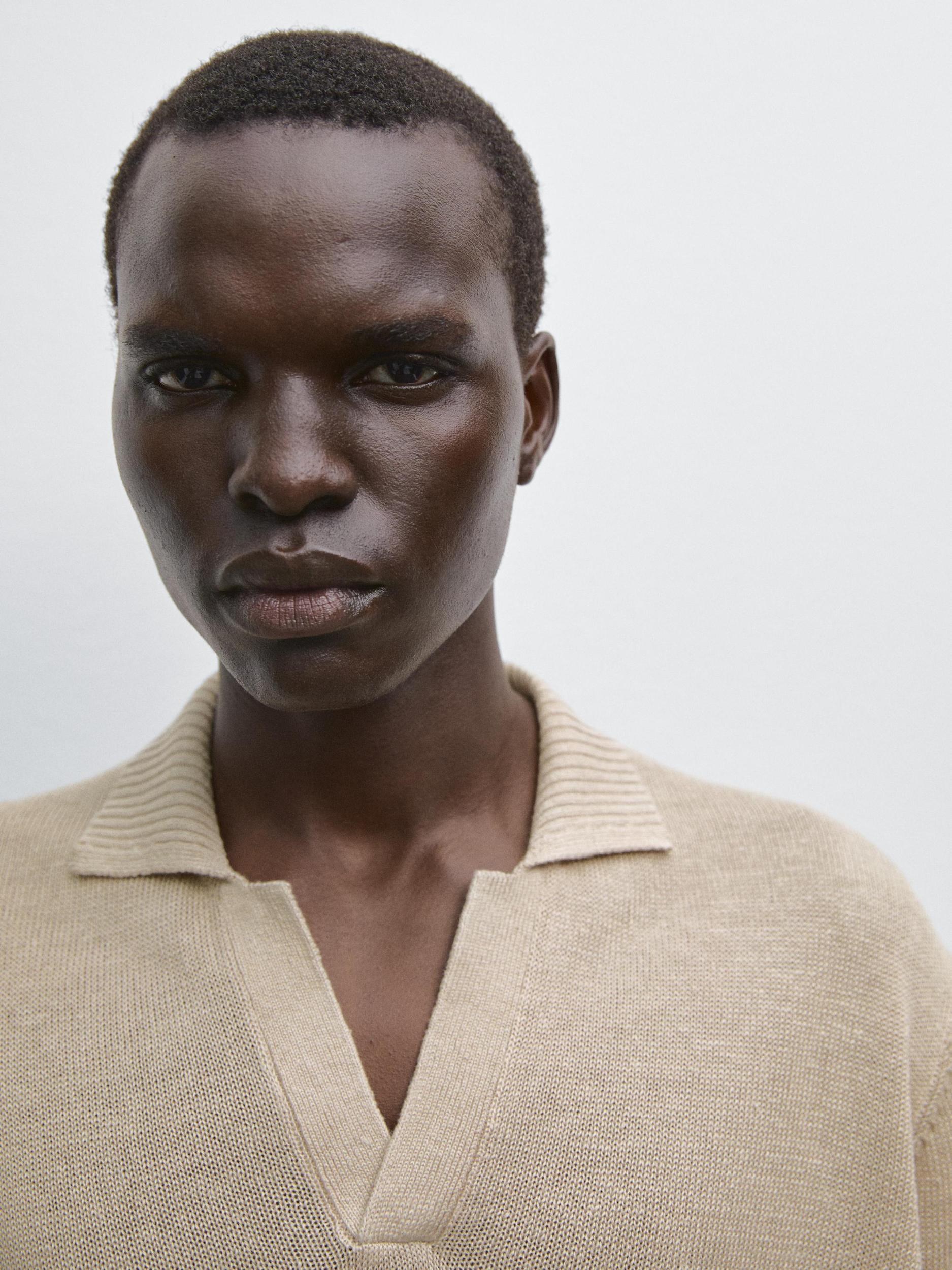 Knit V-neck polo shirt Product Image