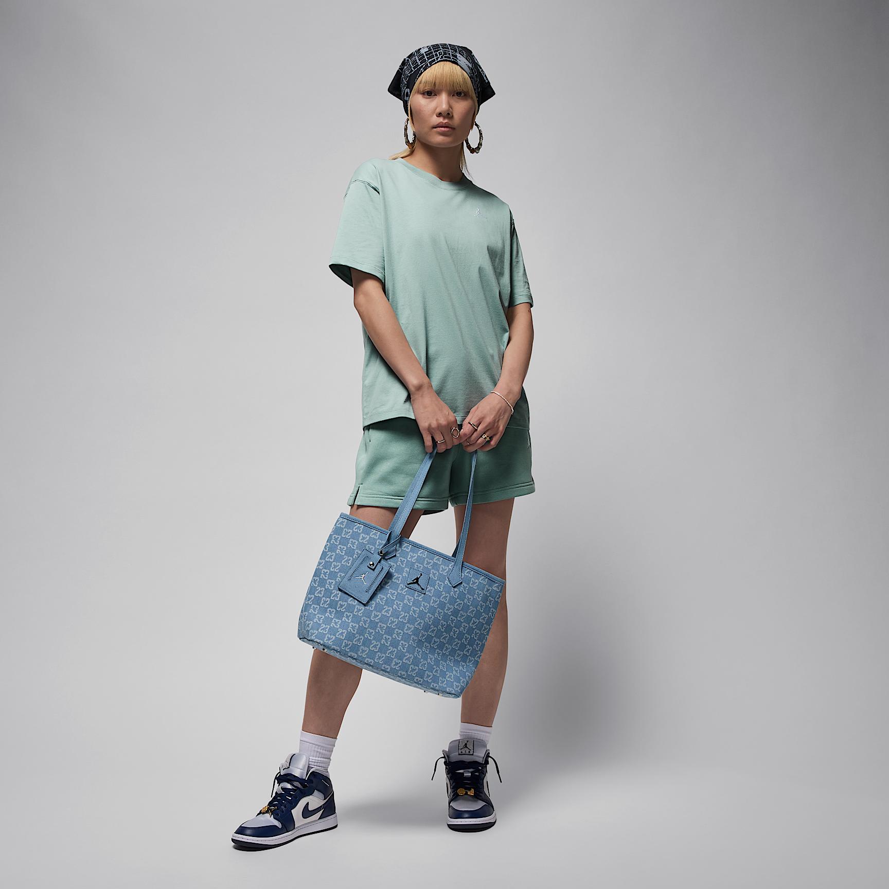 Womens Jordan Essentials Top | FN4500-017 Product Image