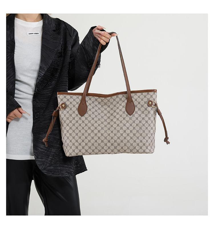 Patterned Drawstring Tote Bag Product Image