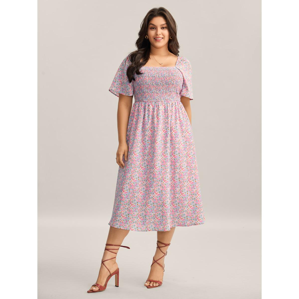 Plus Size Floral Print Shirred Pockets Midi Dress Blush Women Square Neck Short sleeve Curvy BloomChic 12/L Product Image