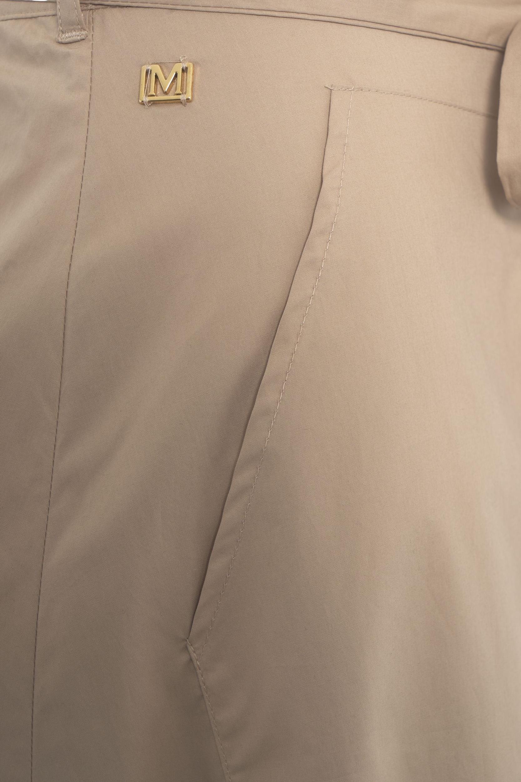 Maxi skirt with buttons Product Image