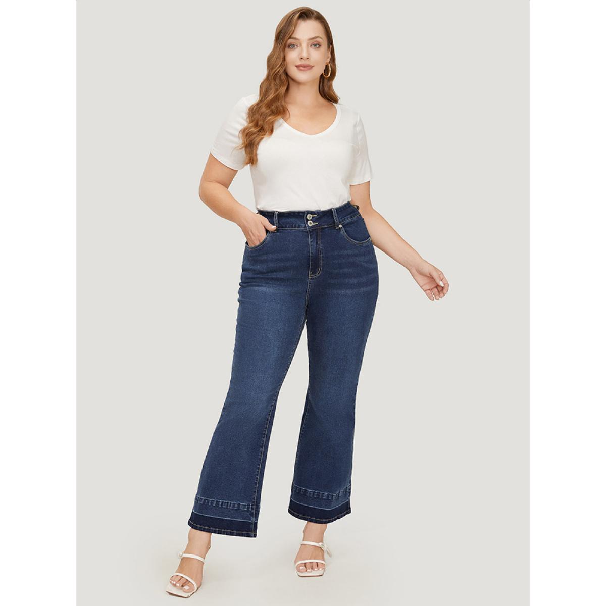 Plus Size Flare Leg Very Stretchy Dark Wash Contrast Patchwork Jeans Women Indigo Casual Plain Contrast High stretch Pocket Jeans BloomChic 24/3X Product Image
