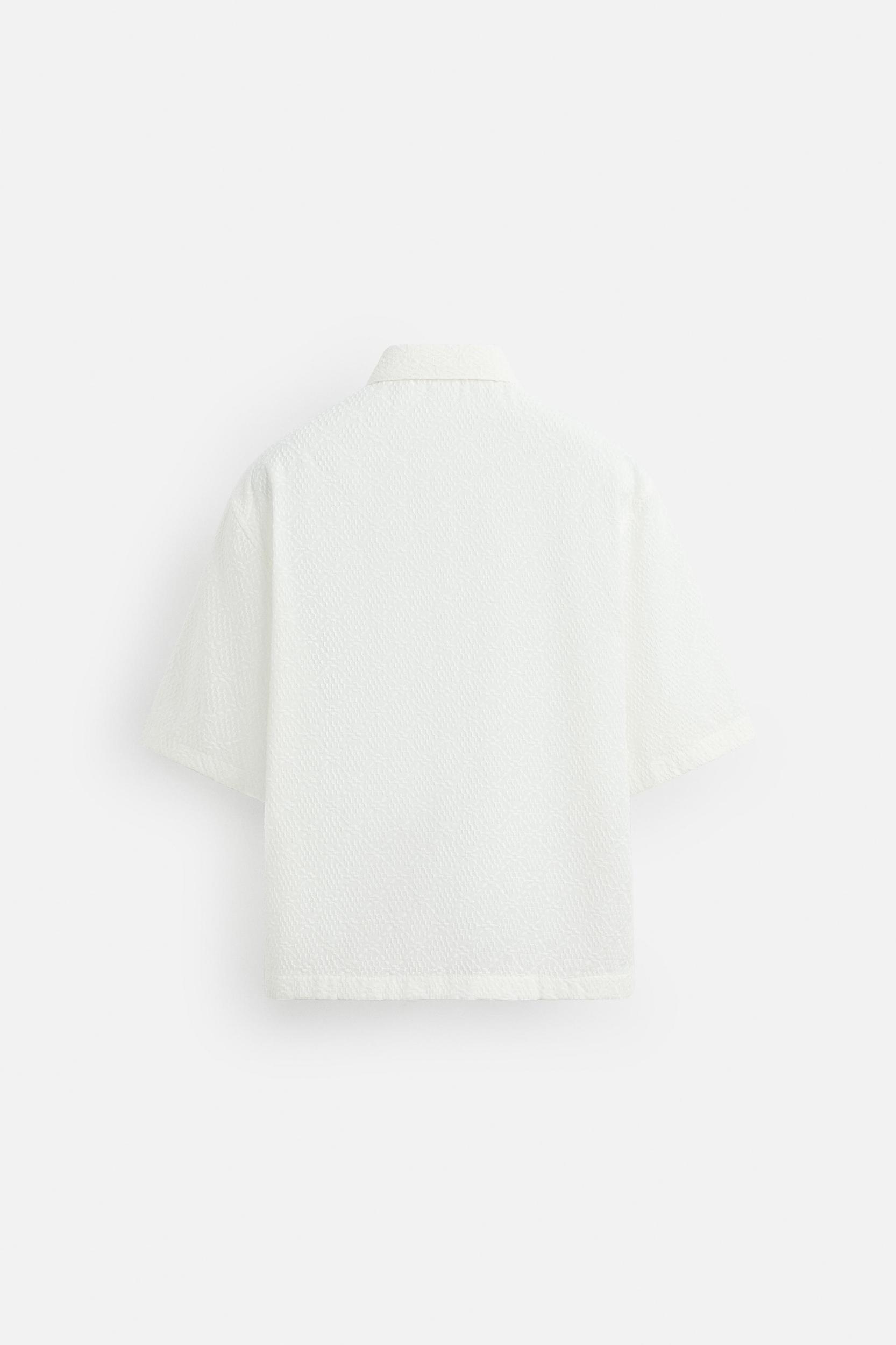 GEOMETRIC EMBROIDERED SHIRT Product Image