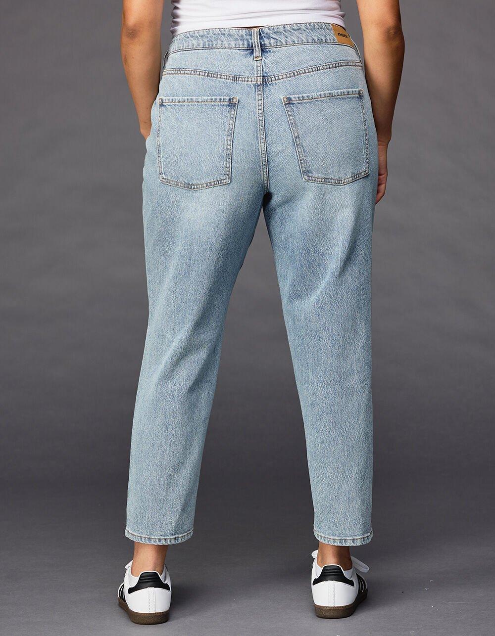 RSQ Womens Mid Rise Straight Ankle Jeans - LIGHT WASH Product Image