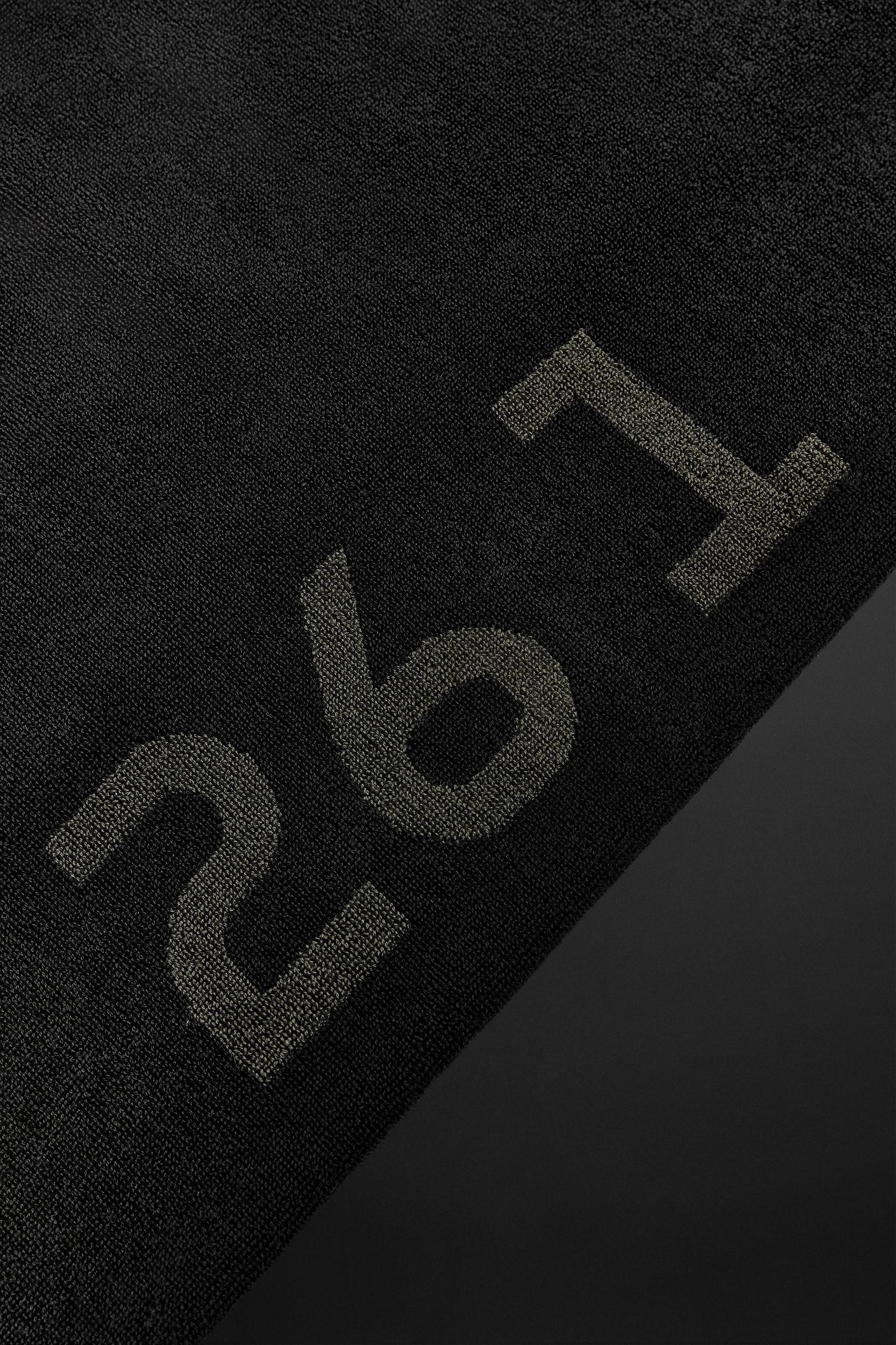 LARGE WORKOUT TOWEL Product Image