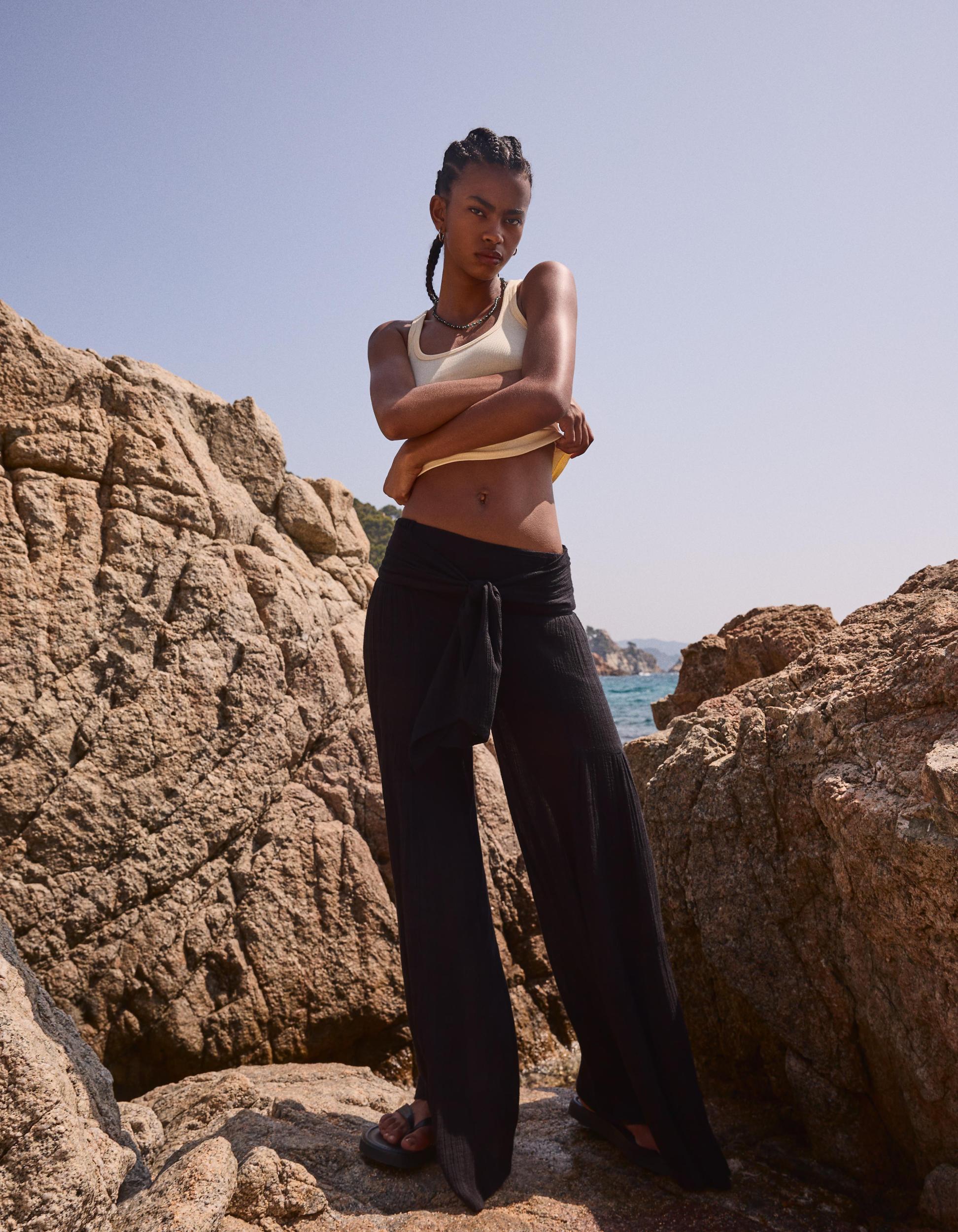 Textured wide-leg pants Product Image