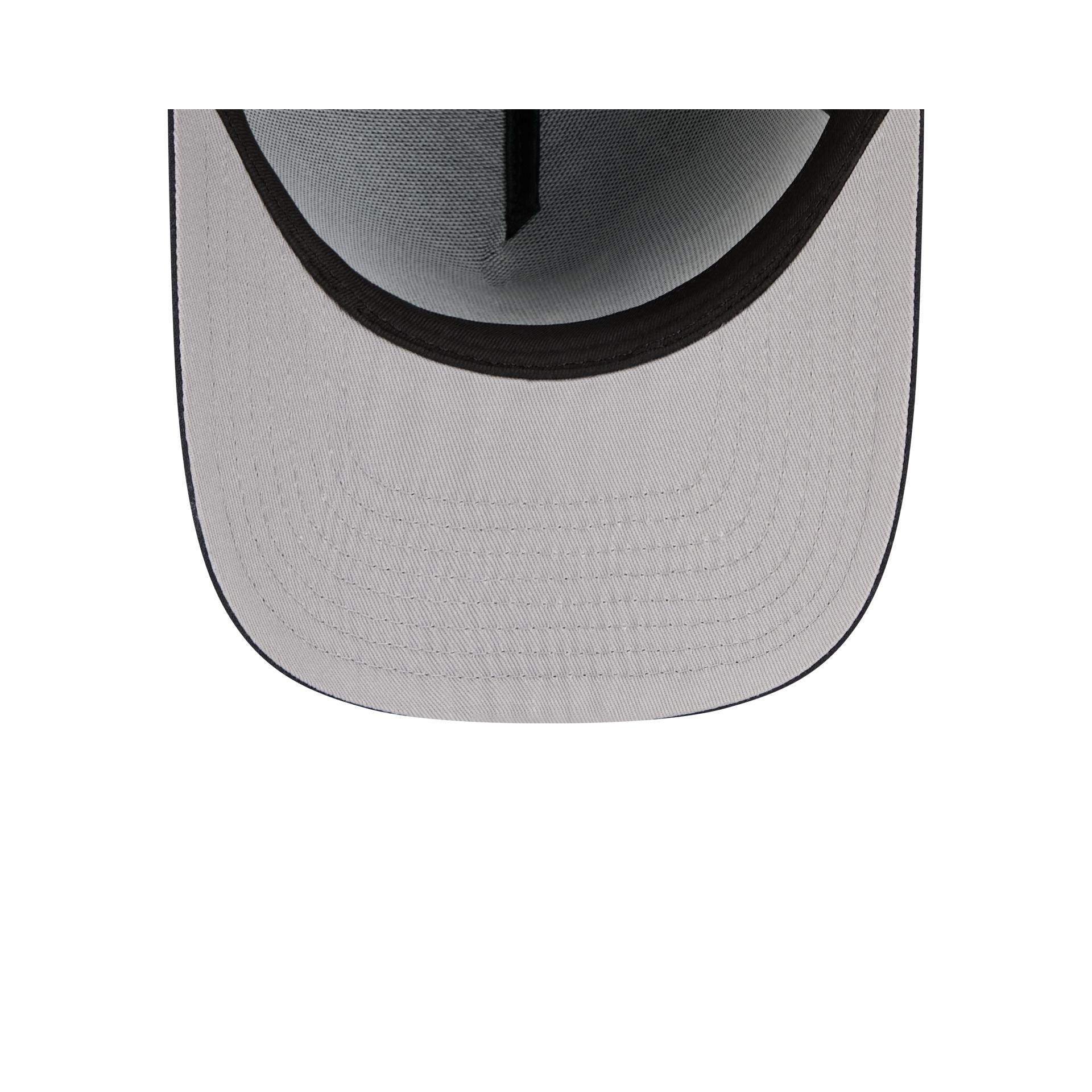 Atlanta Braves St. Patrick's Day 2025 9SEVENTY Stretch-Snap Hat Male Product Image