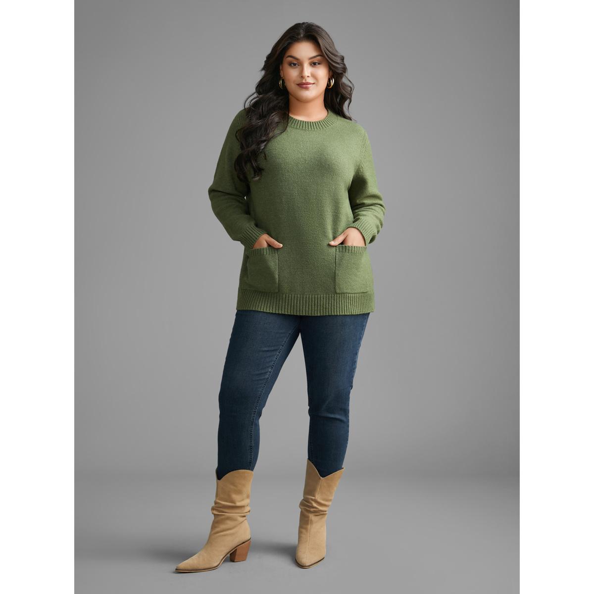 Plus Size Plain Round Neck Patched Pocket Pullover Moss Women Casual Loose Long Sleeve Round Neck Everyday Pullovers BloomChic 10/M Product Image