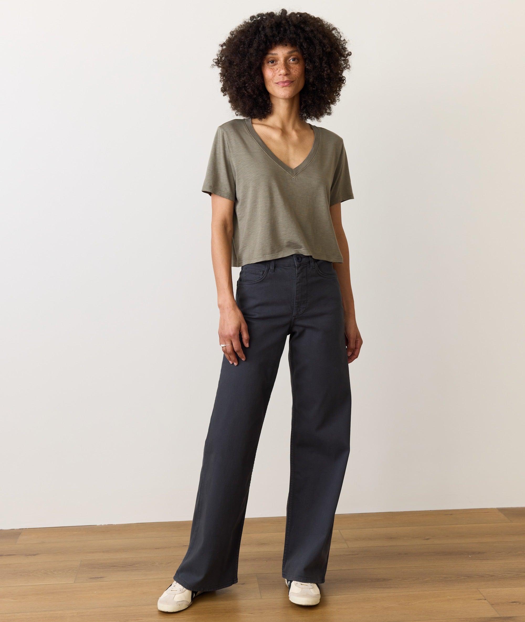 Boyfriend V-Neck Crop Product Image