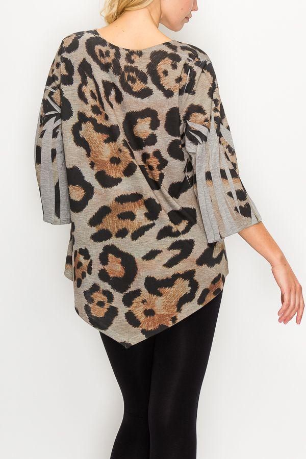 29000   Cretia 3/4 Sleeve Top Product Image