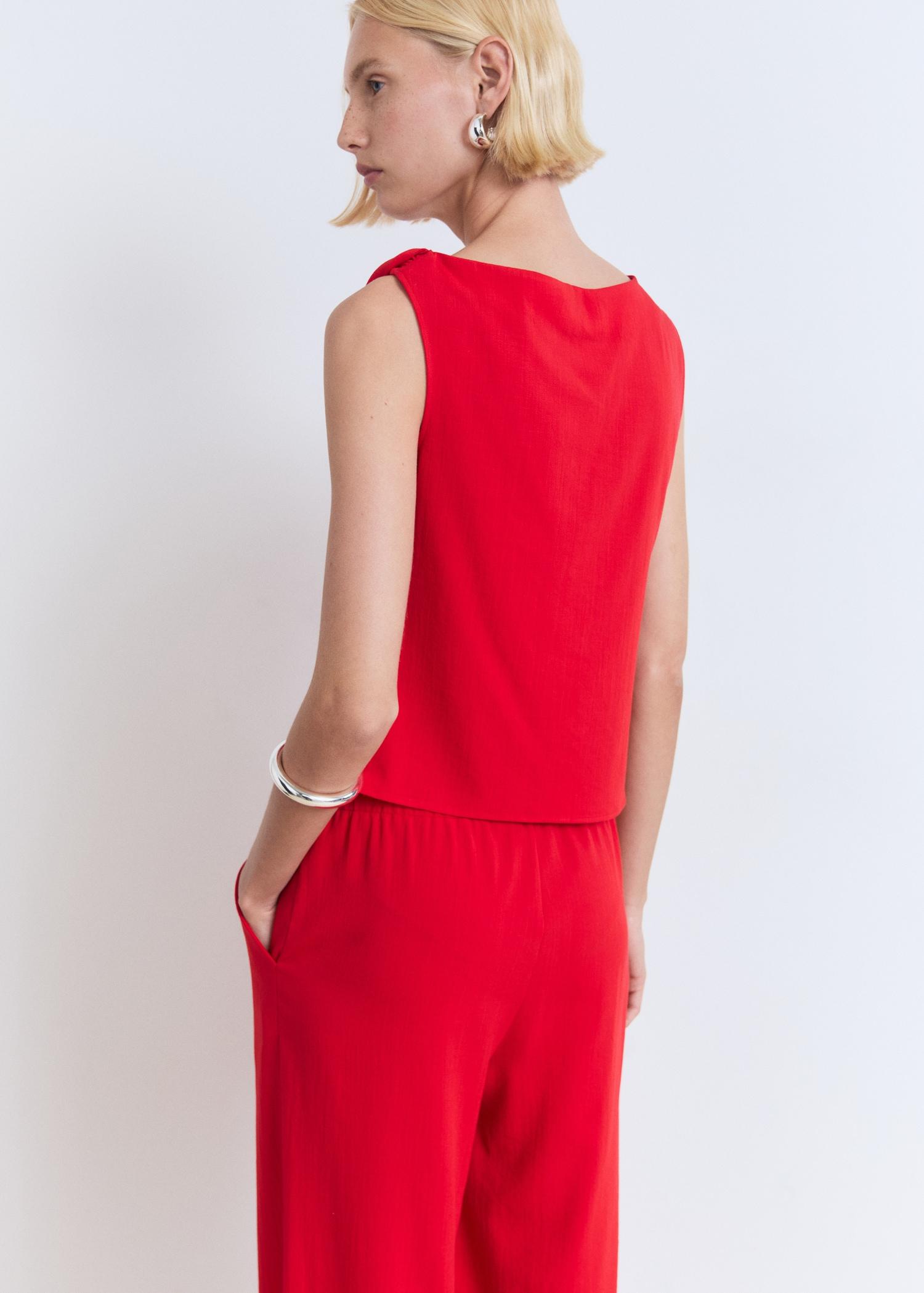 Asymmetrical draped top with straps - Women | MANGO USA Product Image