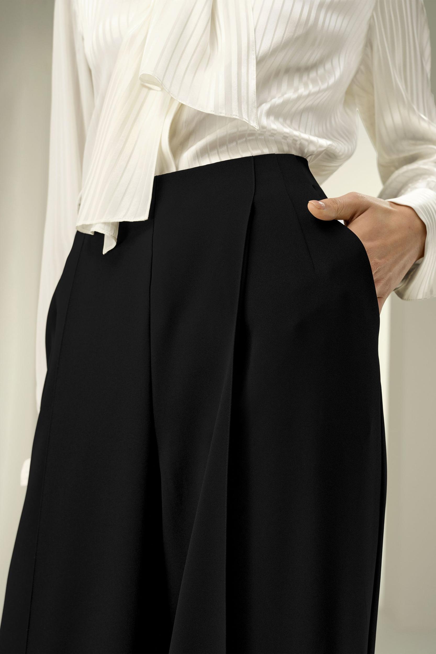 Stretch Silk Wide-Leg Pants Product Image