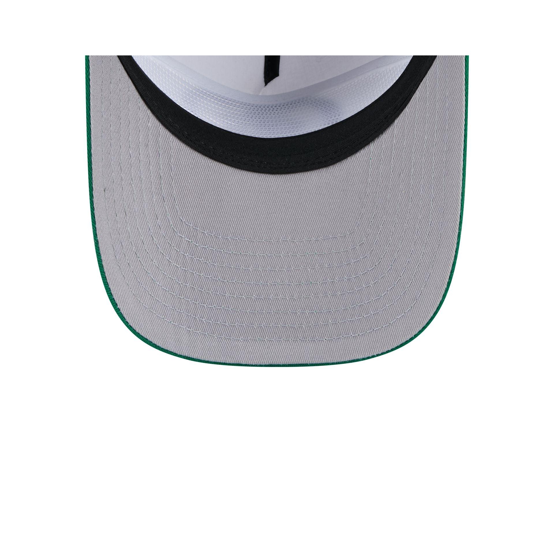 Vancouver Canucks NHL Pack Golfer Hat Male Product Image